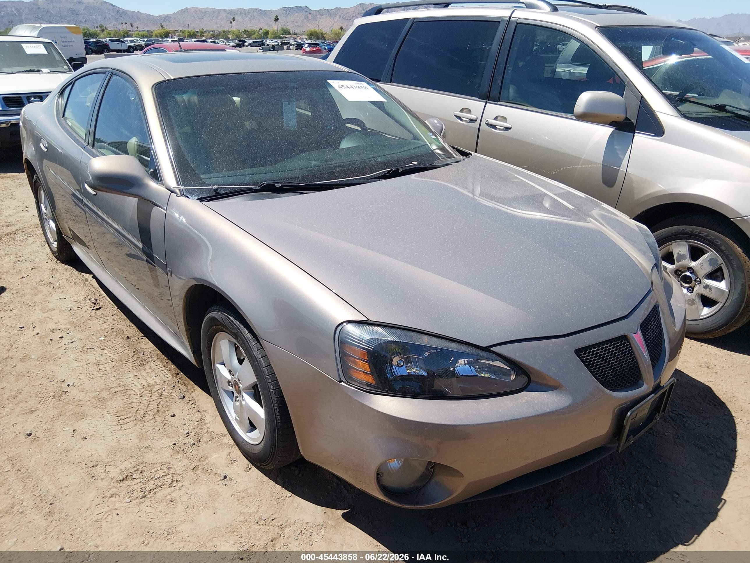 2006 Pontiac Grand Prix   Золотой vin: 2G2WP552761190393