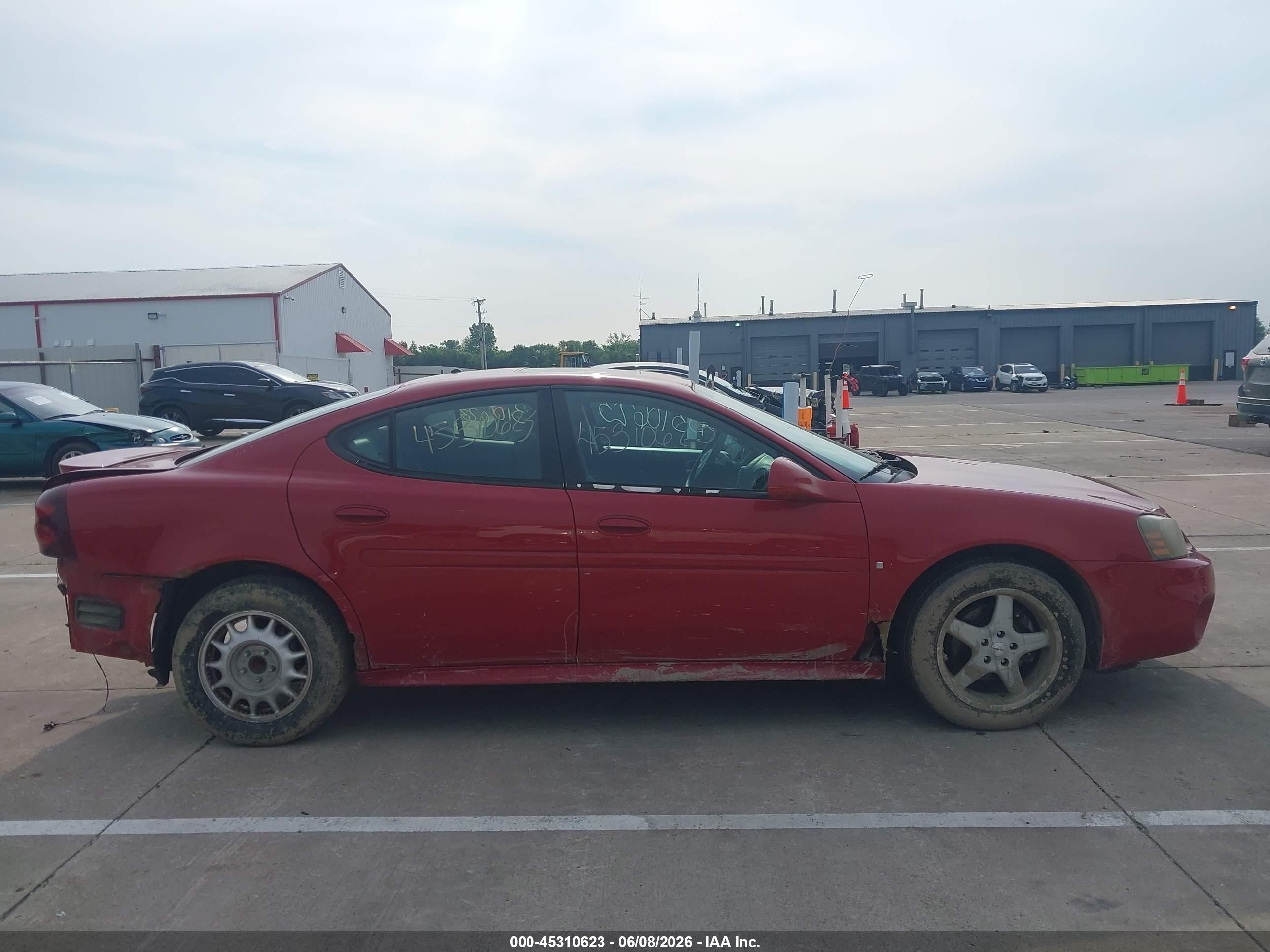 2007 Pontiac Grand Prix   Red vin: 2G2WP552771194901