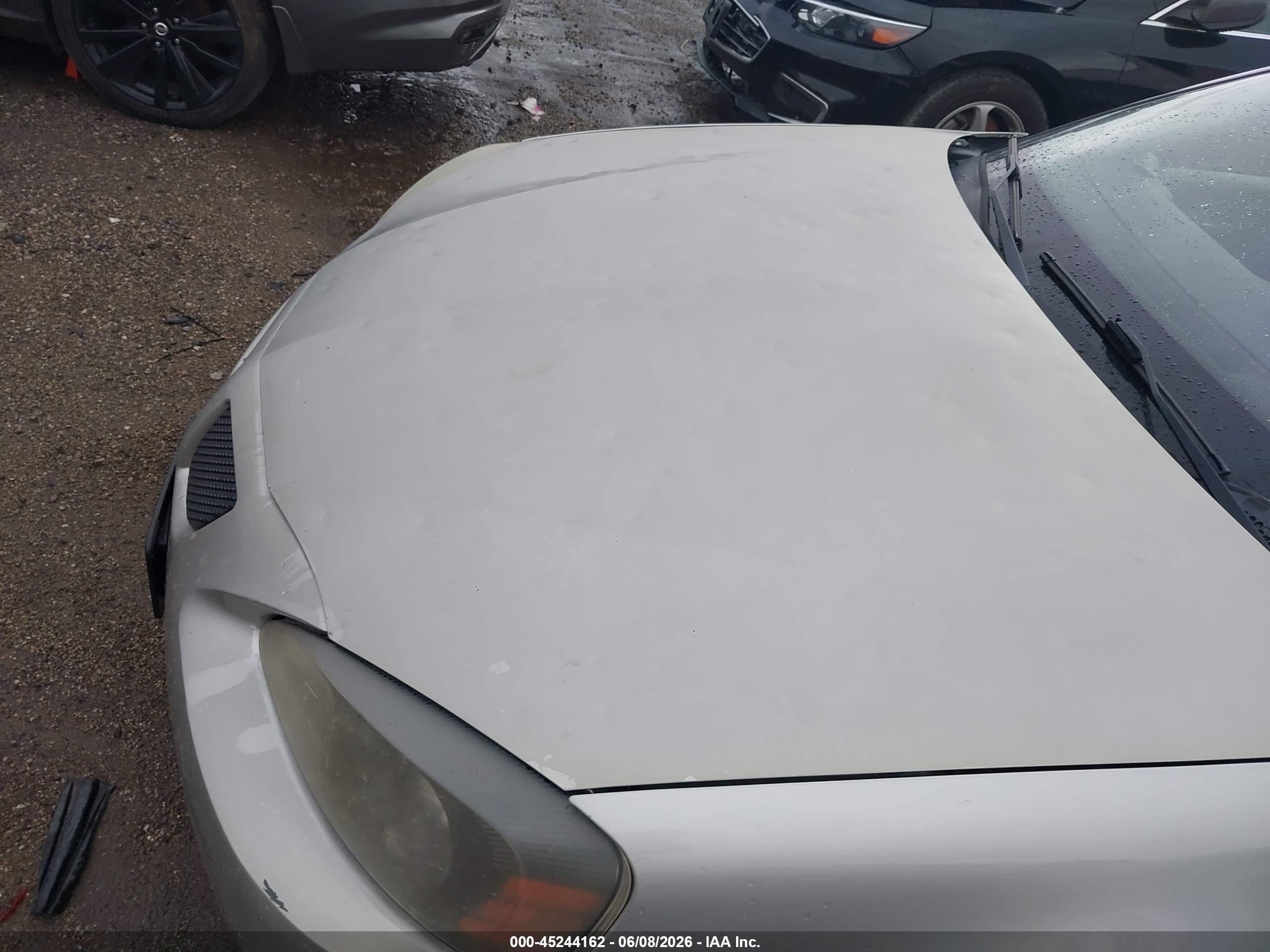 2007 Pontiac Grand Prix   Серебряный vin: 2G2WP552771206383