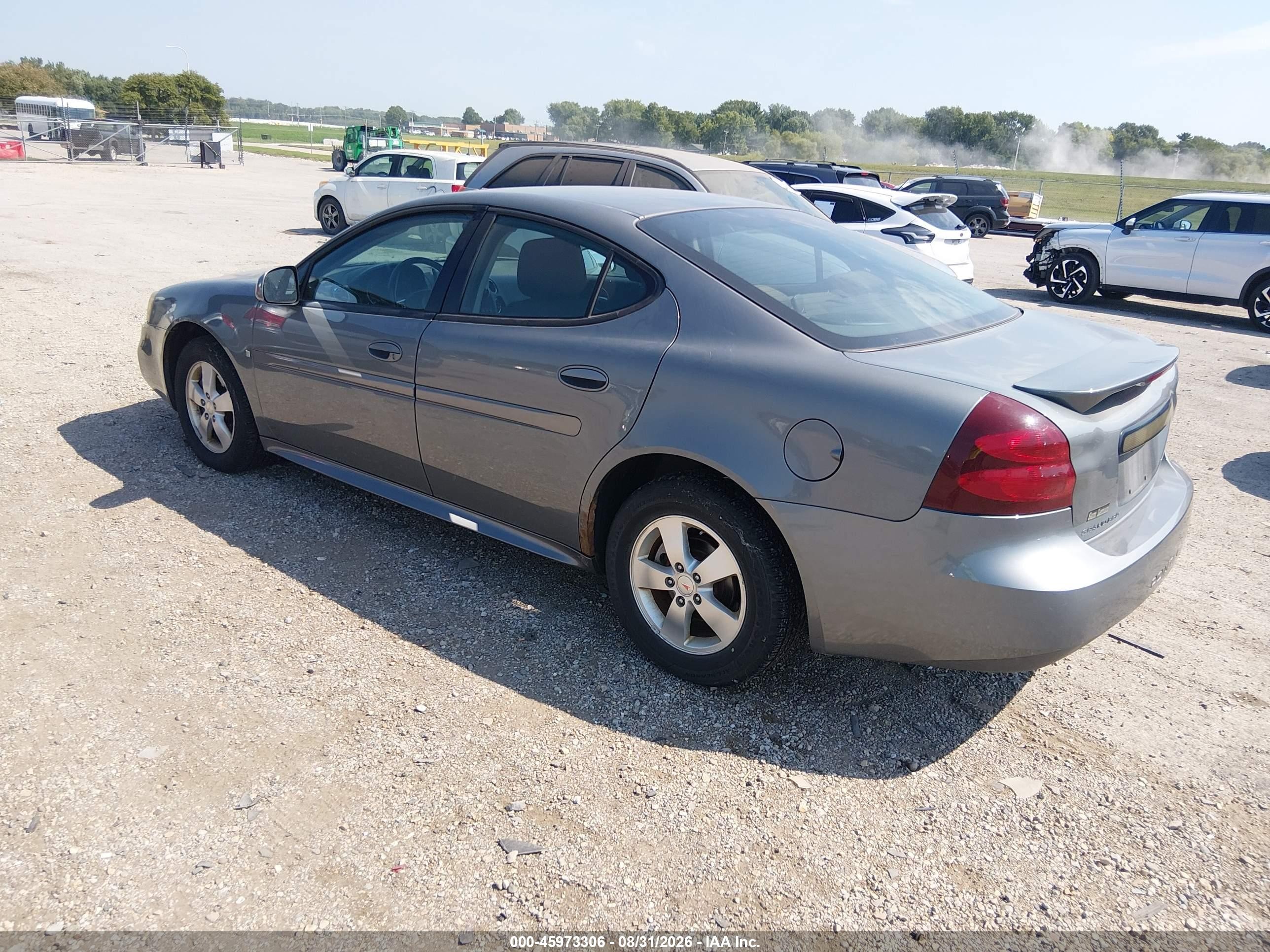 2008 Pontiac Grand Prix   Gray vin: 2G2WP552781104003