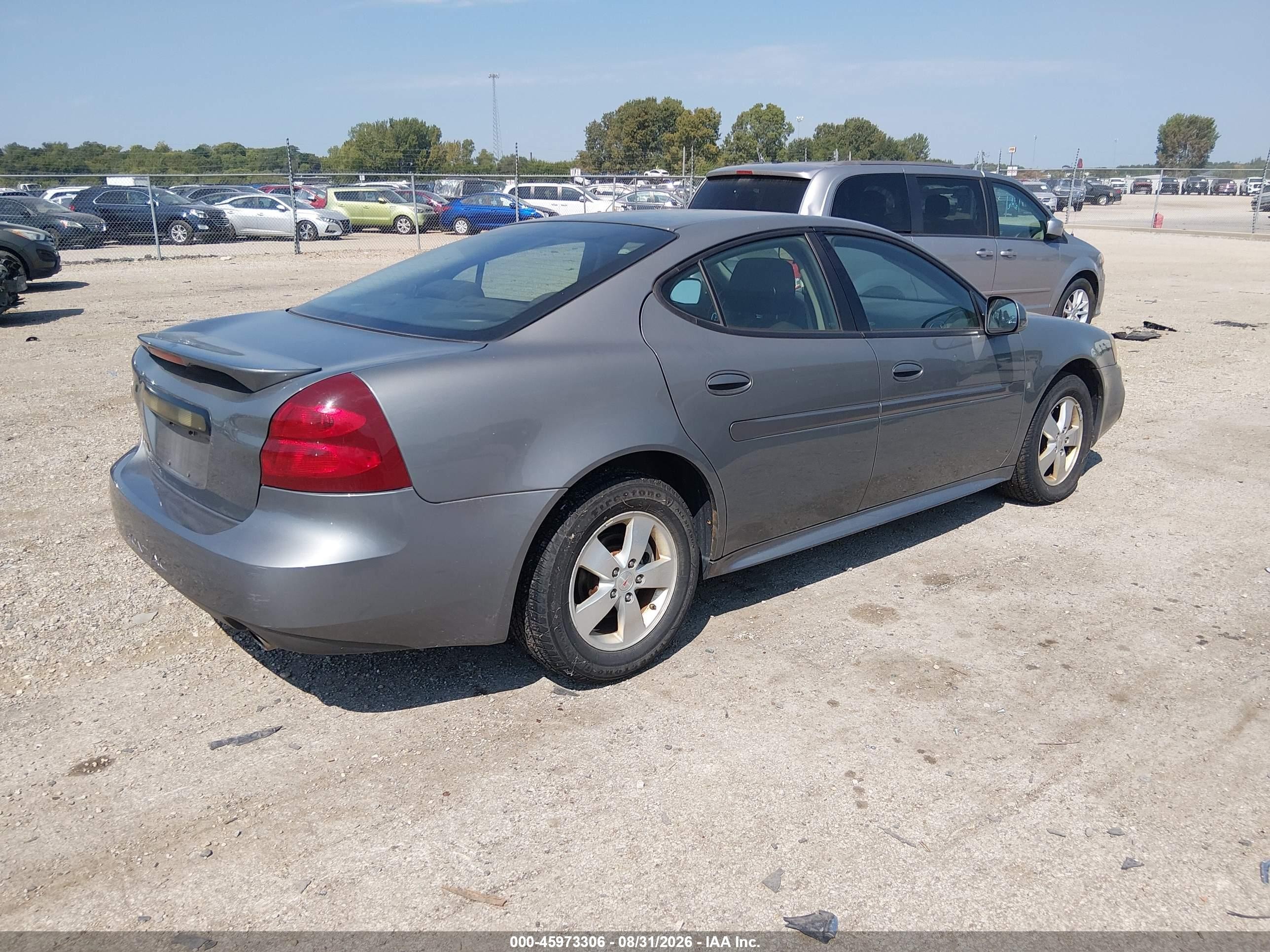 2008 Pontiac Grand Prix   Gray vin: 2G2WP552781104003