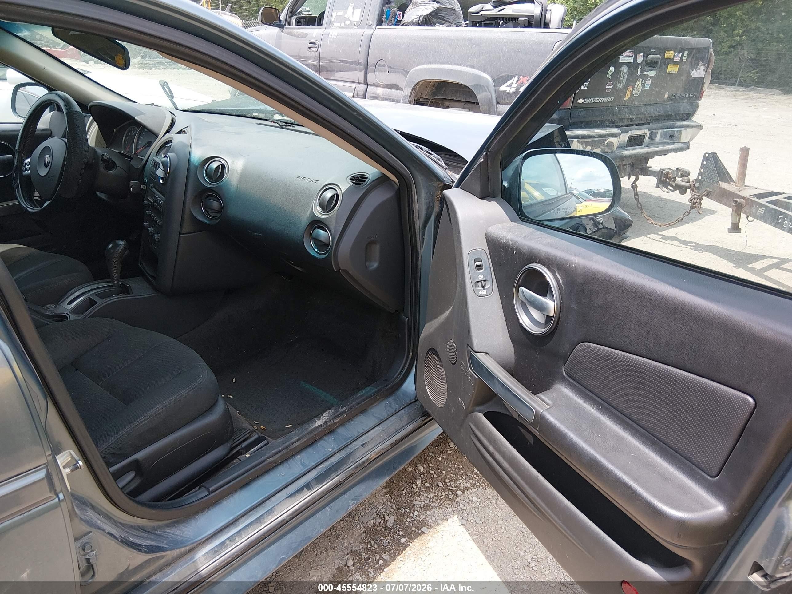 2006 Pontiac Grand Prix   Light Blue vin: 2G2WP552861113936