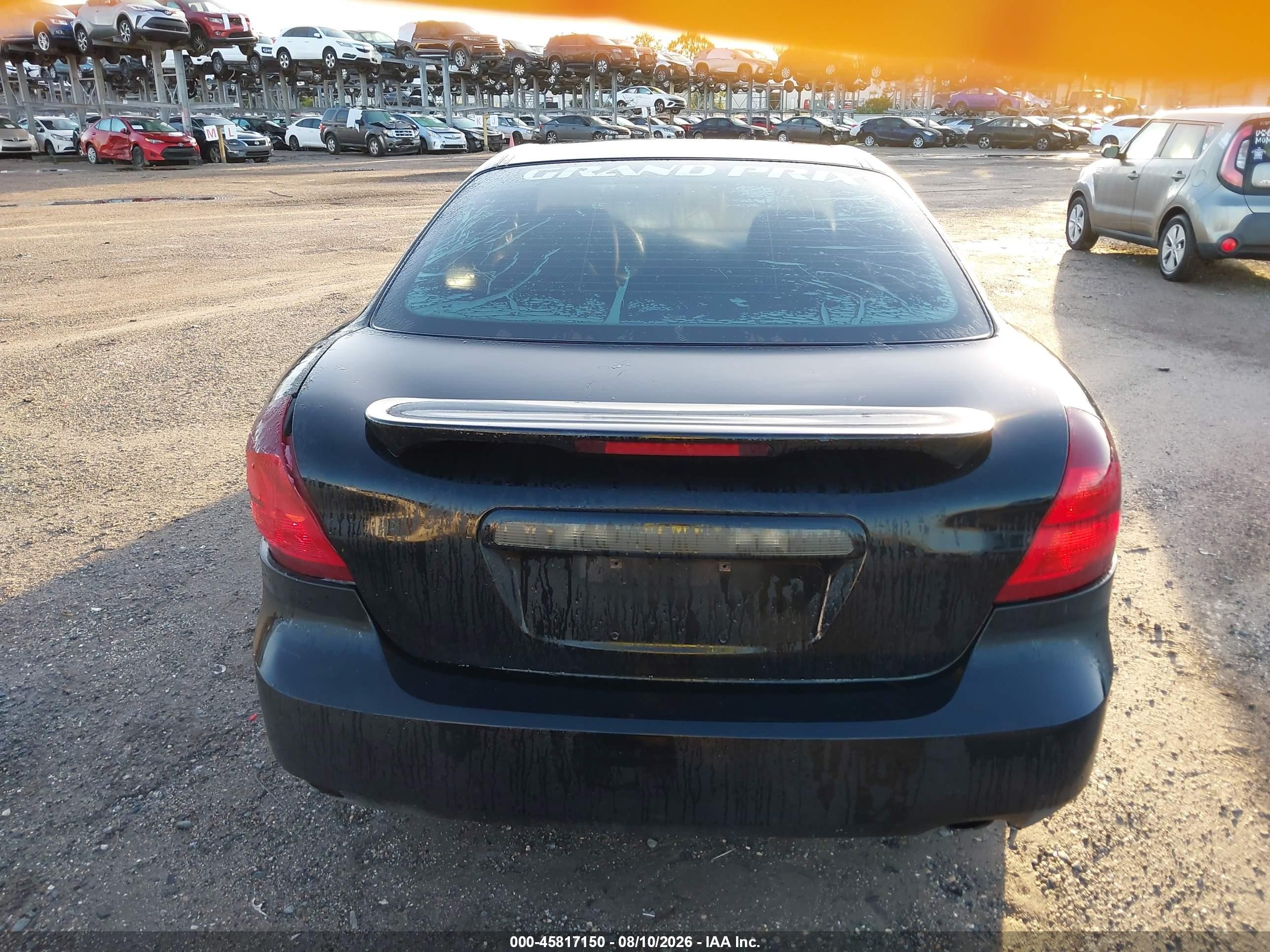 2008 Pontiac Grand Prix   Black vin: 2G2WP552881145725