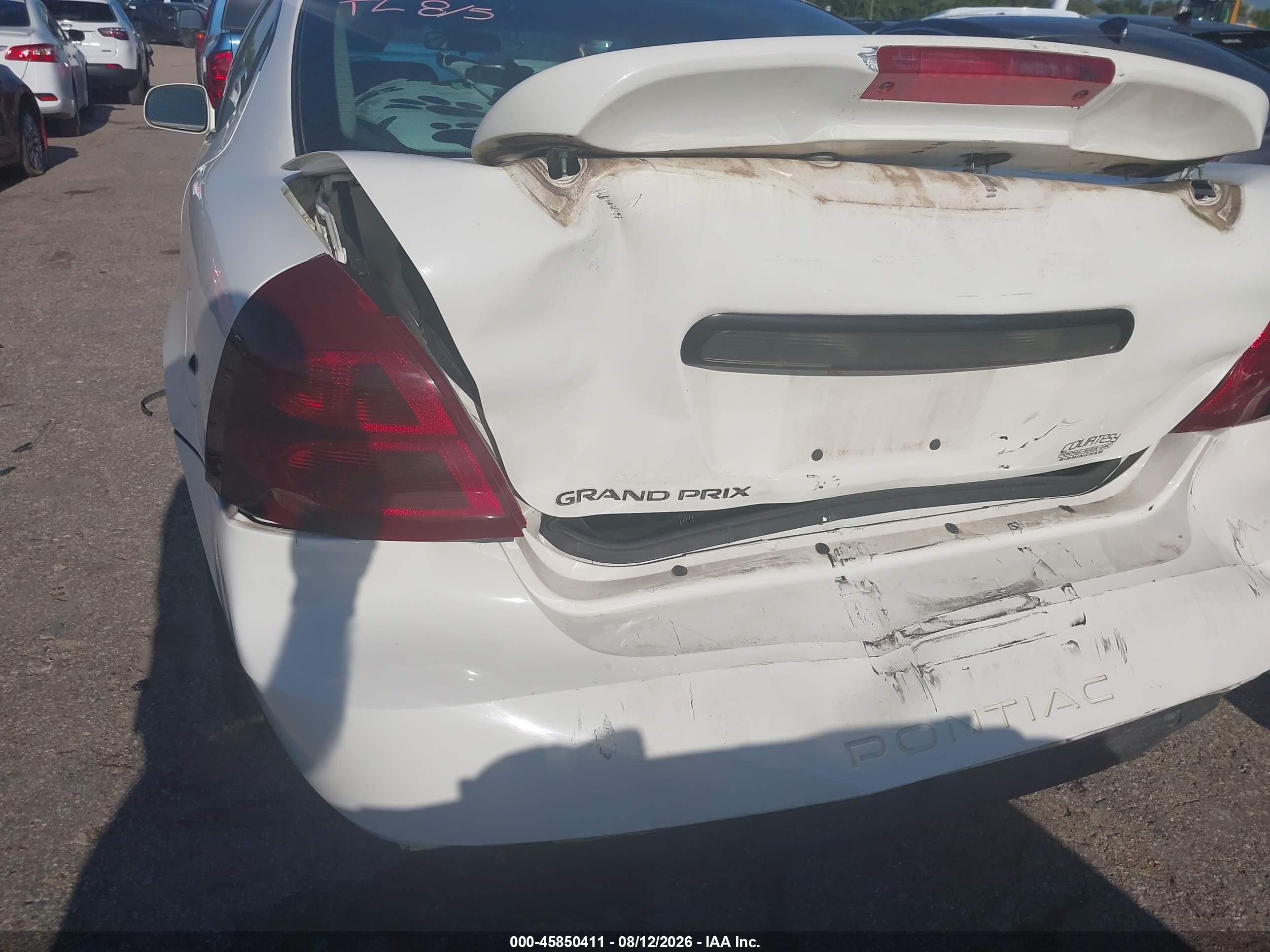2006 Pontiac Grand Prix   White vin: 2G2WP552961165706