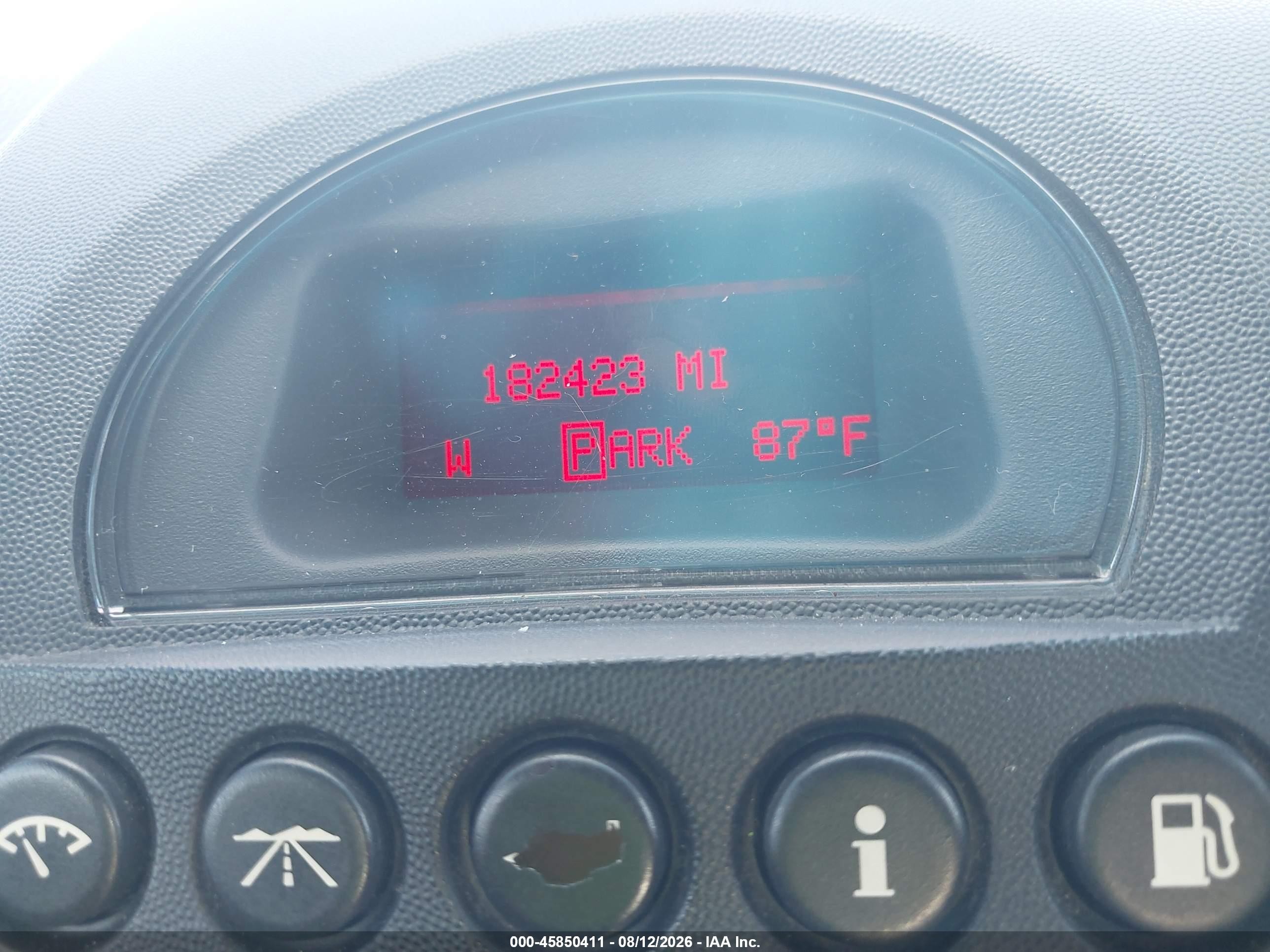 2006 Pontiac Grand Prix   White vin: 2G2WP552961165706