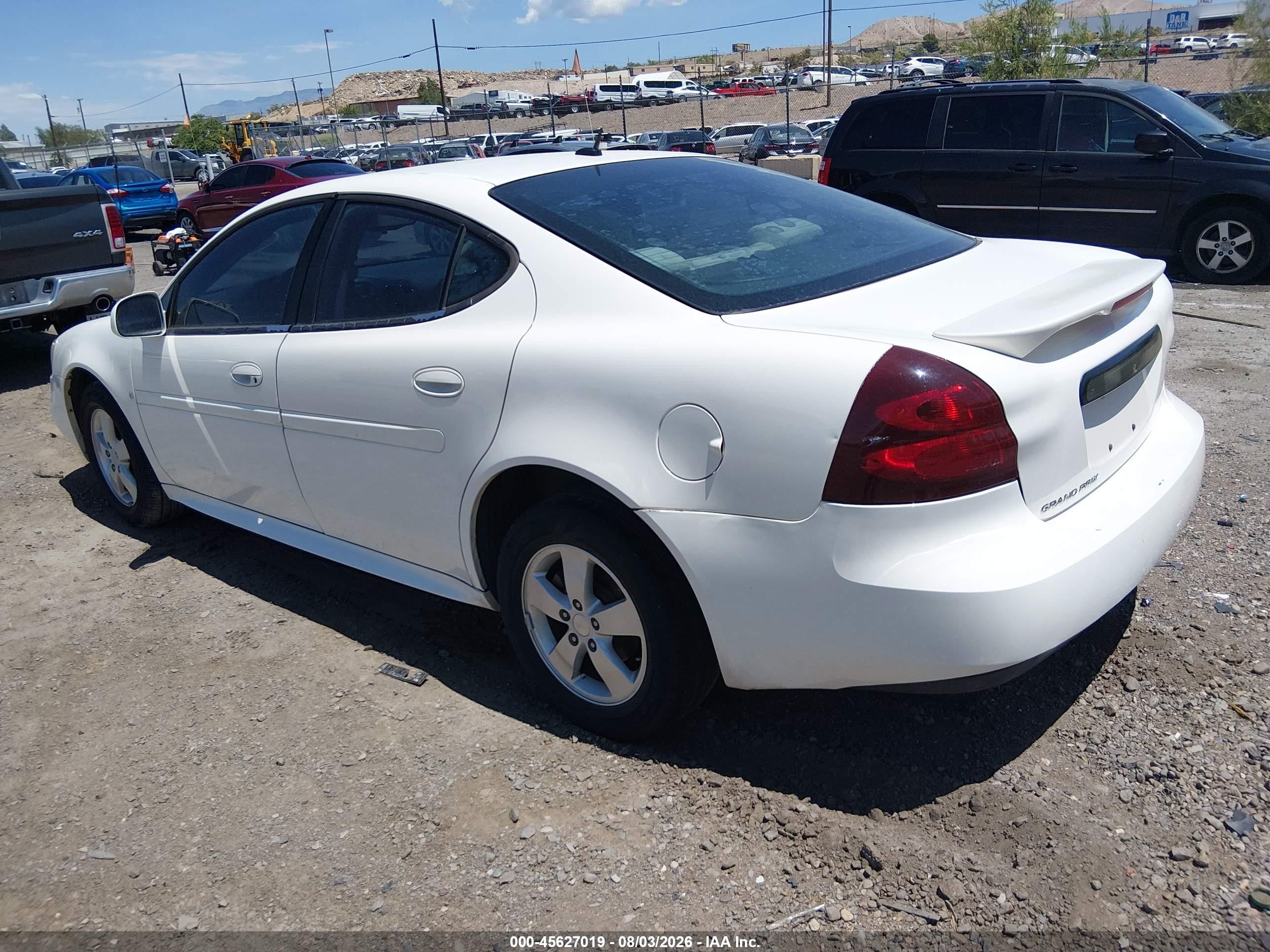 2007 Pontiac Grand Prix   Белый vin: 2G2WP552971212234
