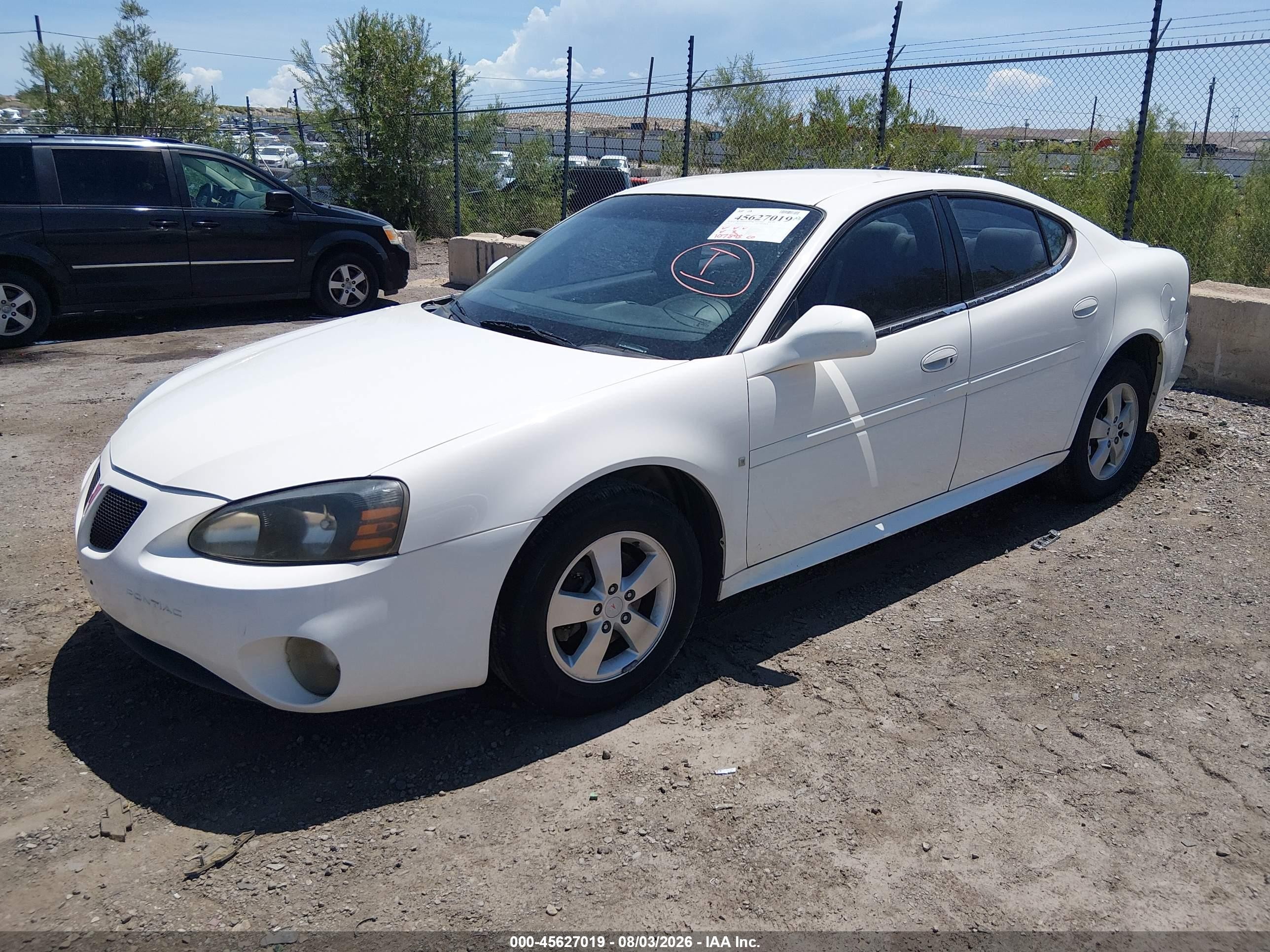 2007 Pontiac Grand Prix   Белый vin: 2G2WP552971212234