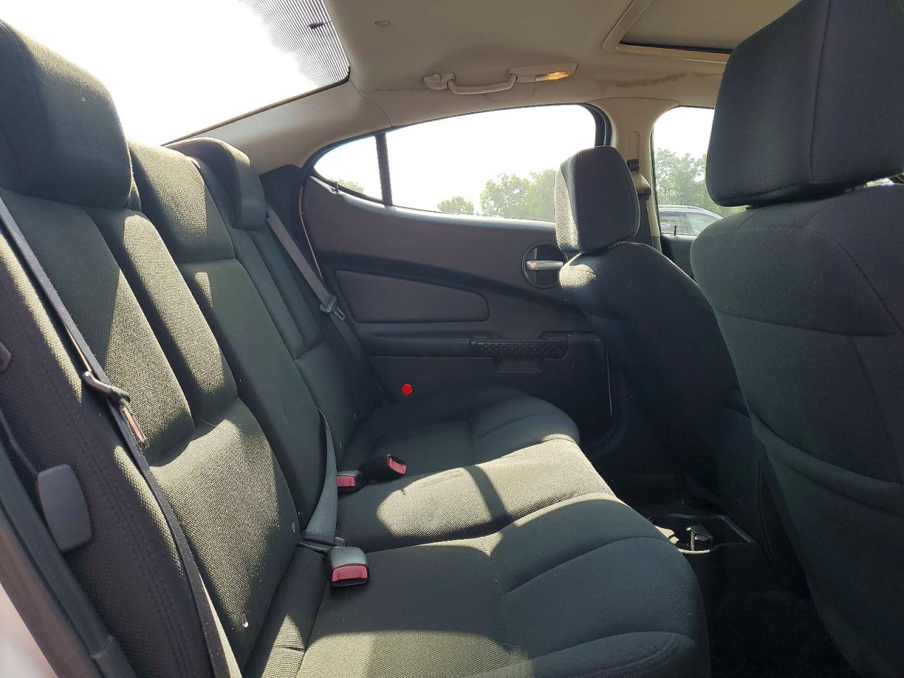 2006 Pontiac Grand Prix Белый vin: 2G2WP552X61224388