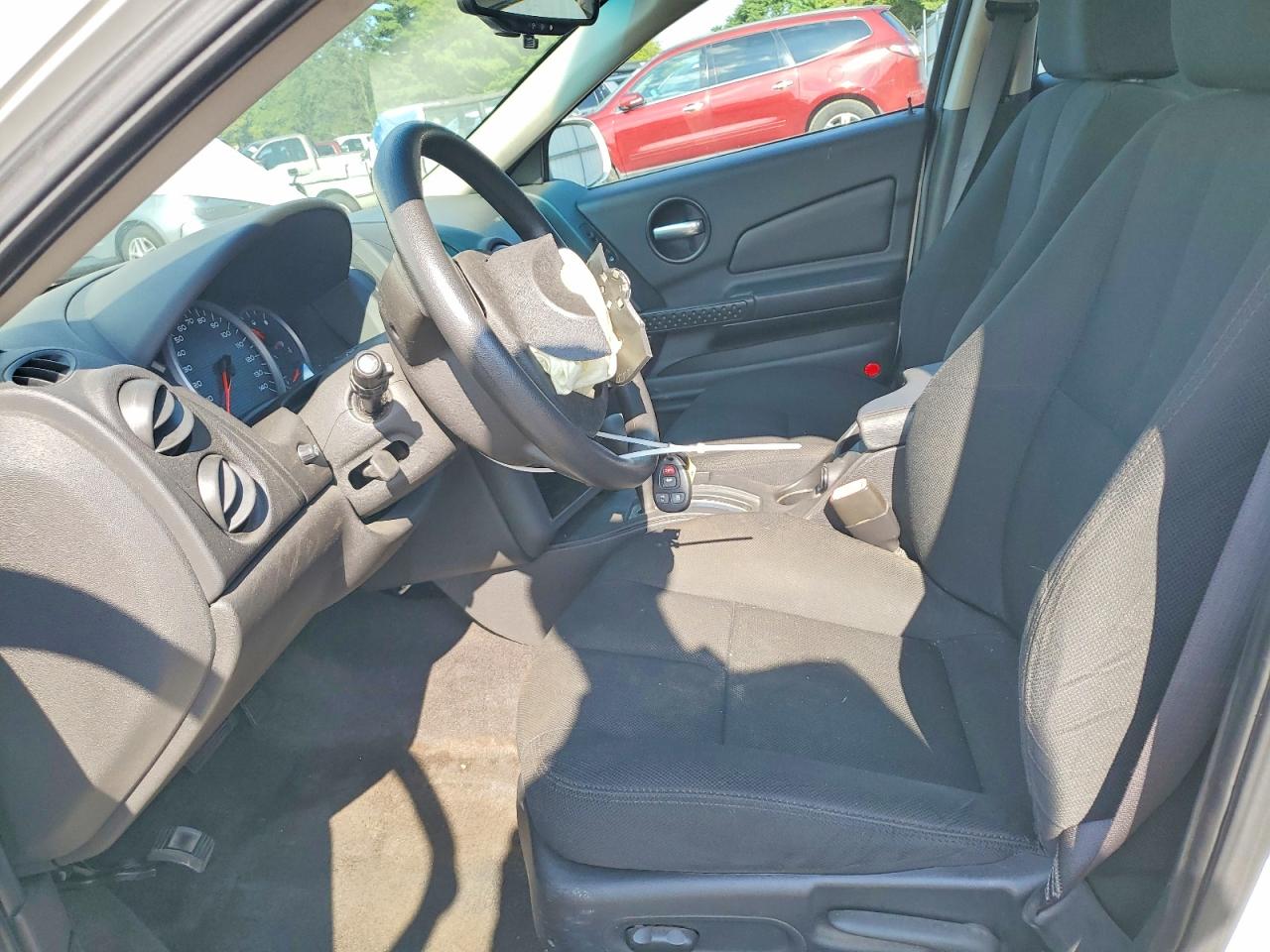 2006 Pontiac Grand Prix Белый vin: 2G2WP552X61224388