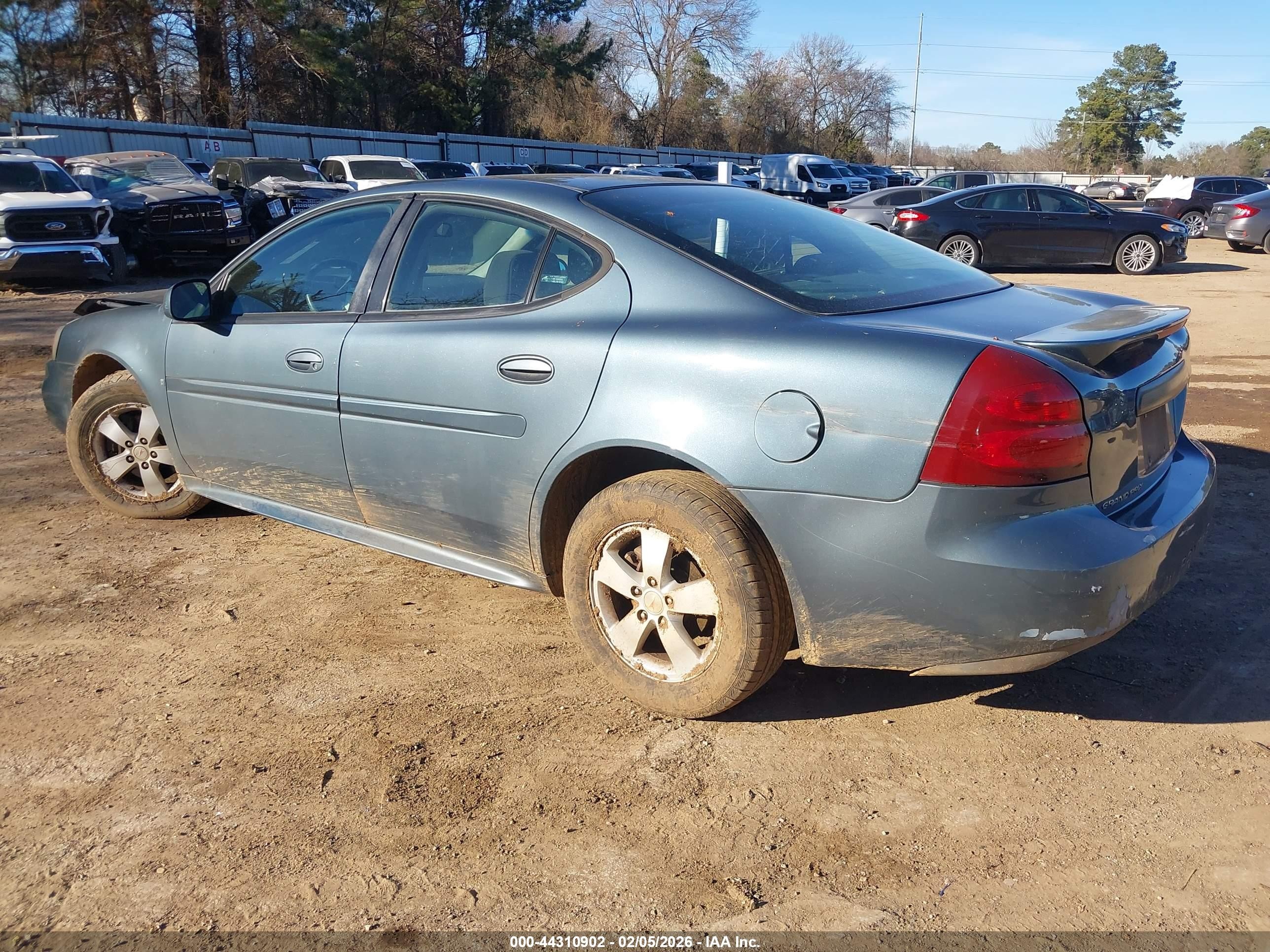 2007 Pontiac Grand Prix   Light Blue vin: 2G2WP552X71111137