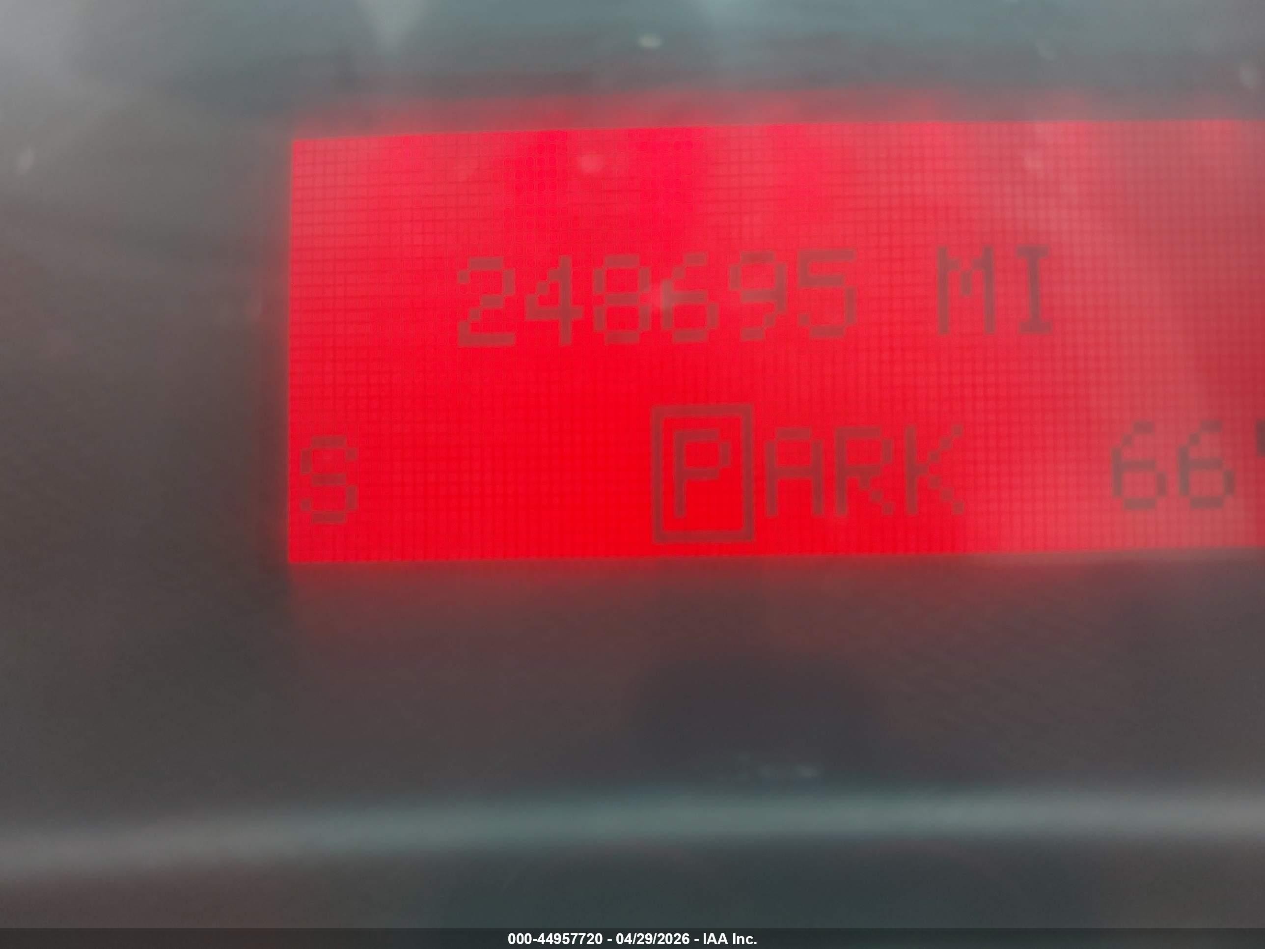 2007 Pontiac Grand Prix   Серебряный vin: 2G2WP552X71141173