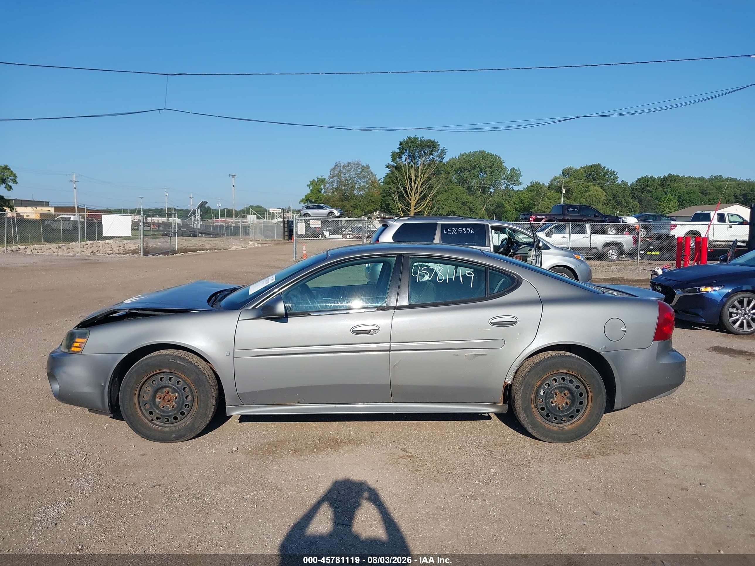 2007 Pontiac Grand Prix   Серый vin: 2G2WP552X71155476
