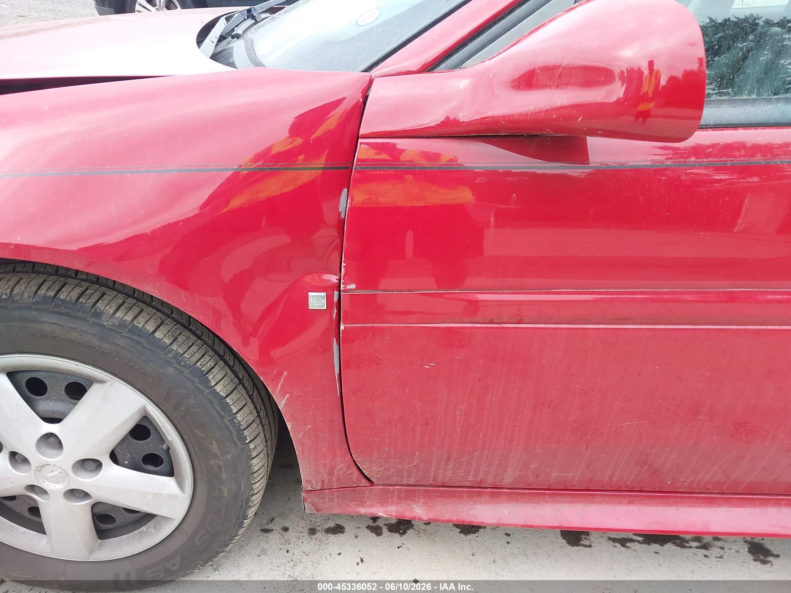 2008 Pontiac Grand Prix   Red vin: 2G2WP552X81108255