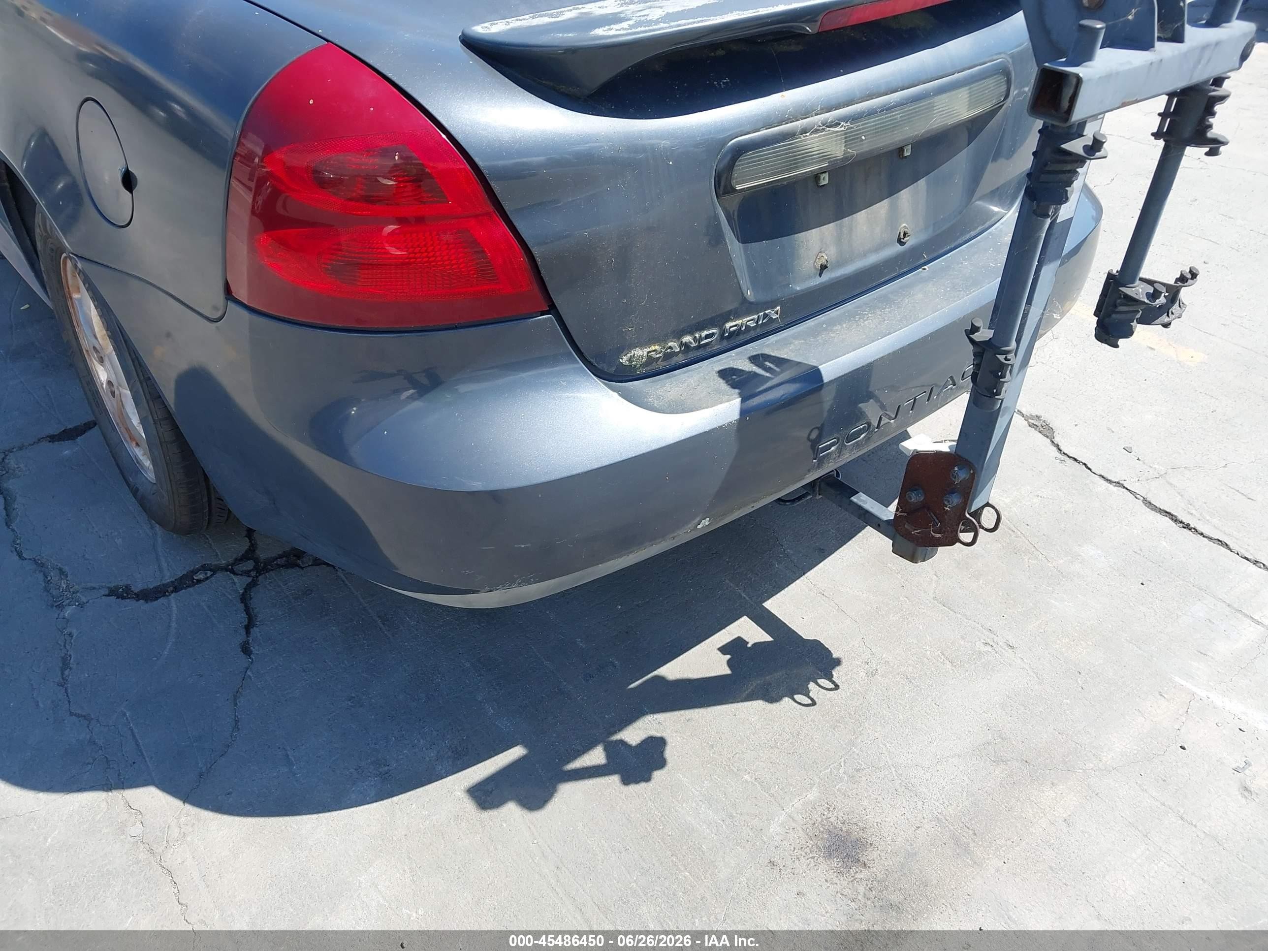 2008 Pontiac Grand Prix   Серый vin: 2G2WP552X81119773