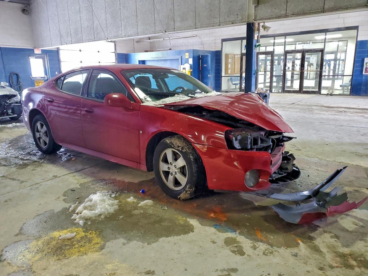 2008 Pontiac Grand Prix Red vin: 2G2WP552X81145032