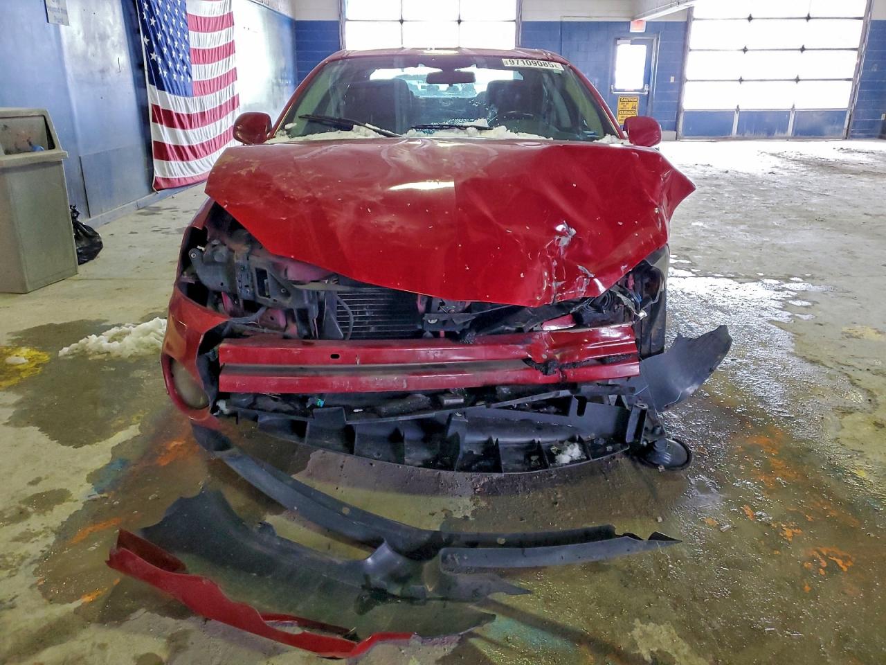 2008 Pontiac Grand Prix Red vin: 2G2WP552X81145032