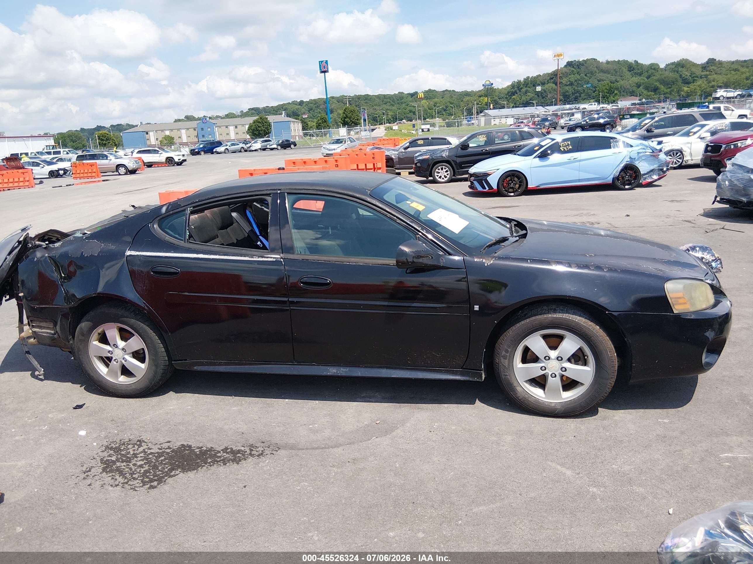 2008 Pontiac Grand Prix Black vin: 2G2WP552X81158993