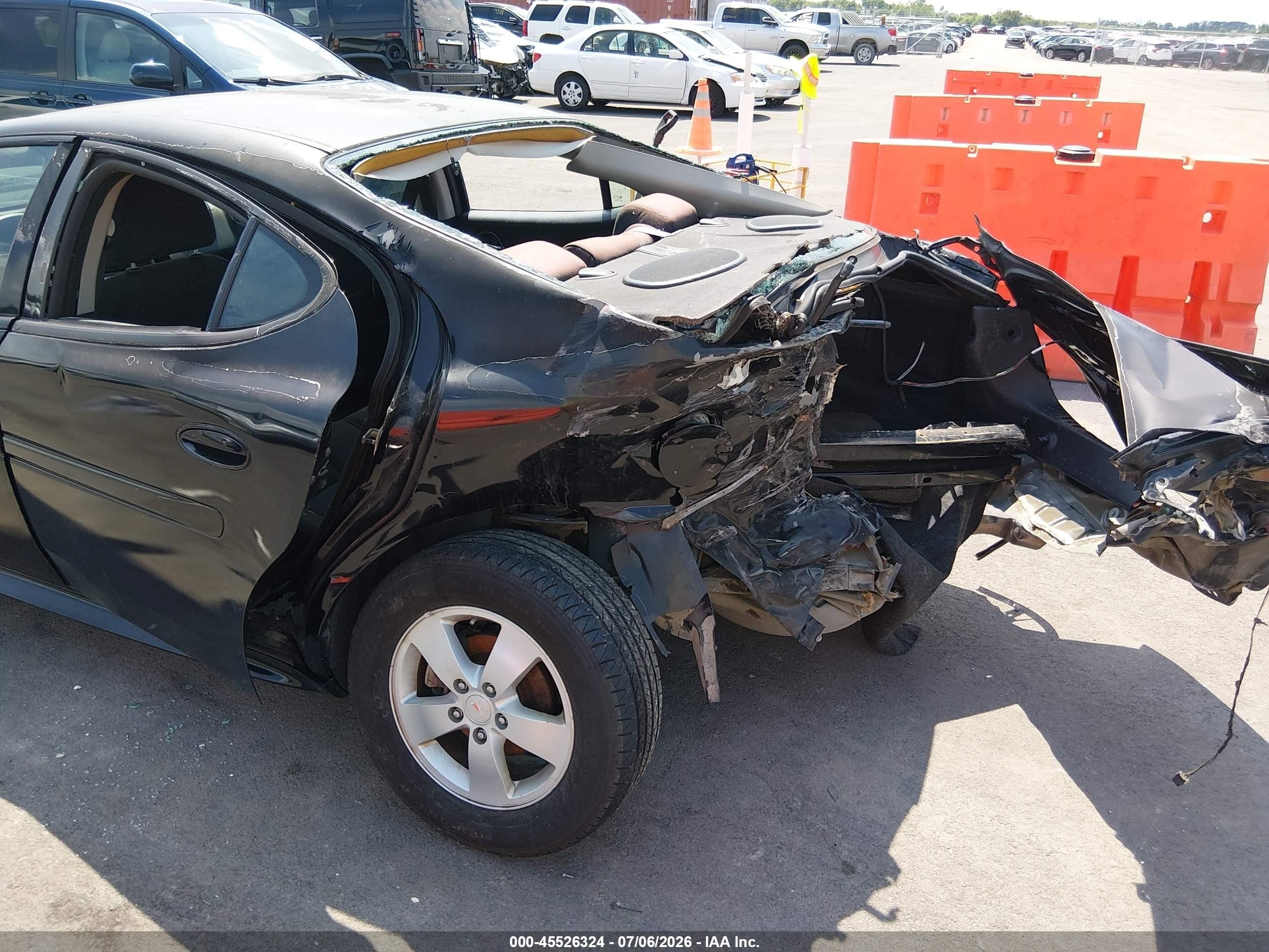 2008 Pontiac Grand Prix Black vin: 2G2WP552X81158993