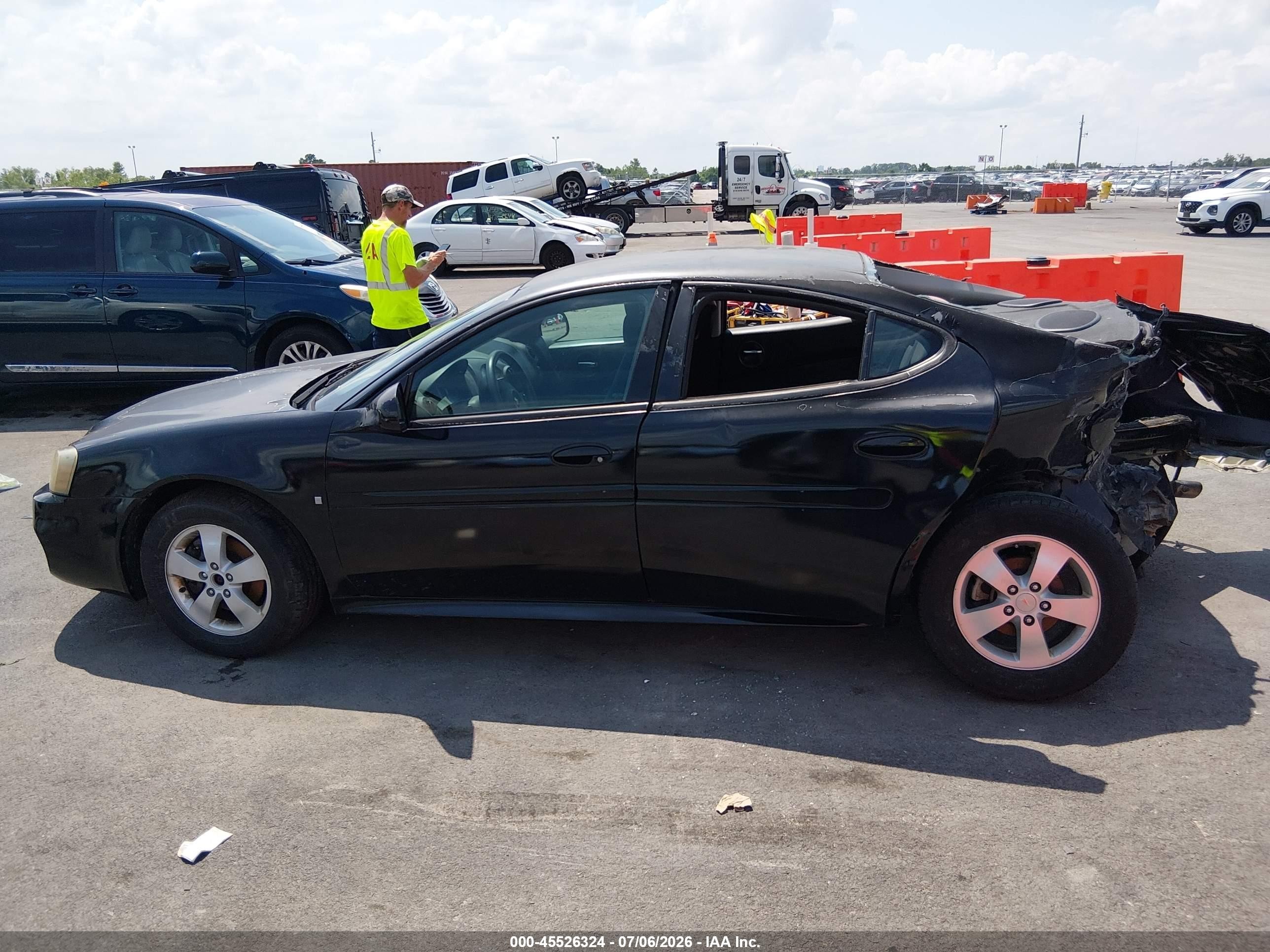 2008 Pontiac Grand Prix Black vin: 2G2WP552X81158993