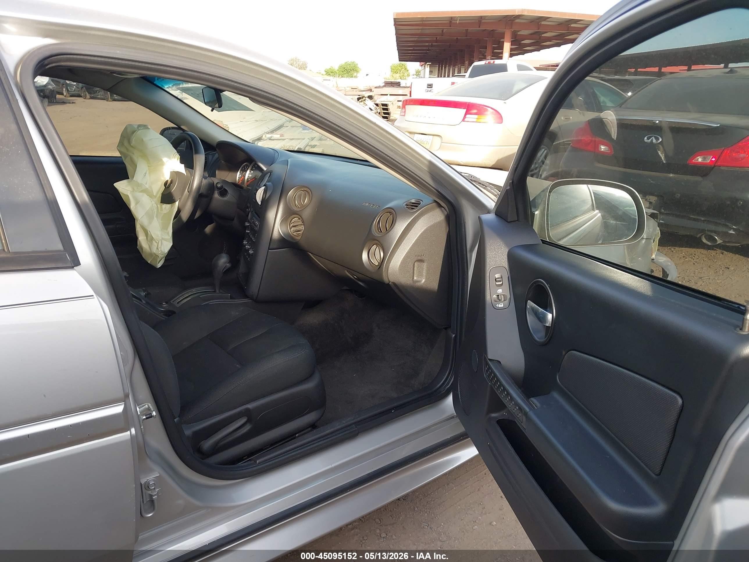 2006 Pontiac Grand Prix   Серебряный vin: 2G2WP582561275633