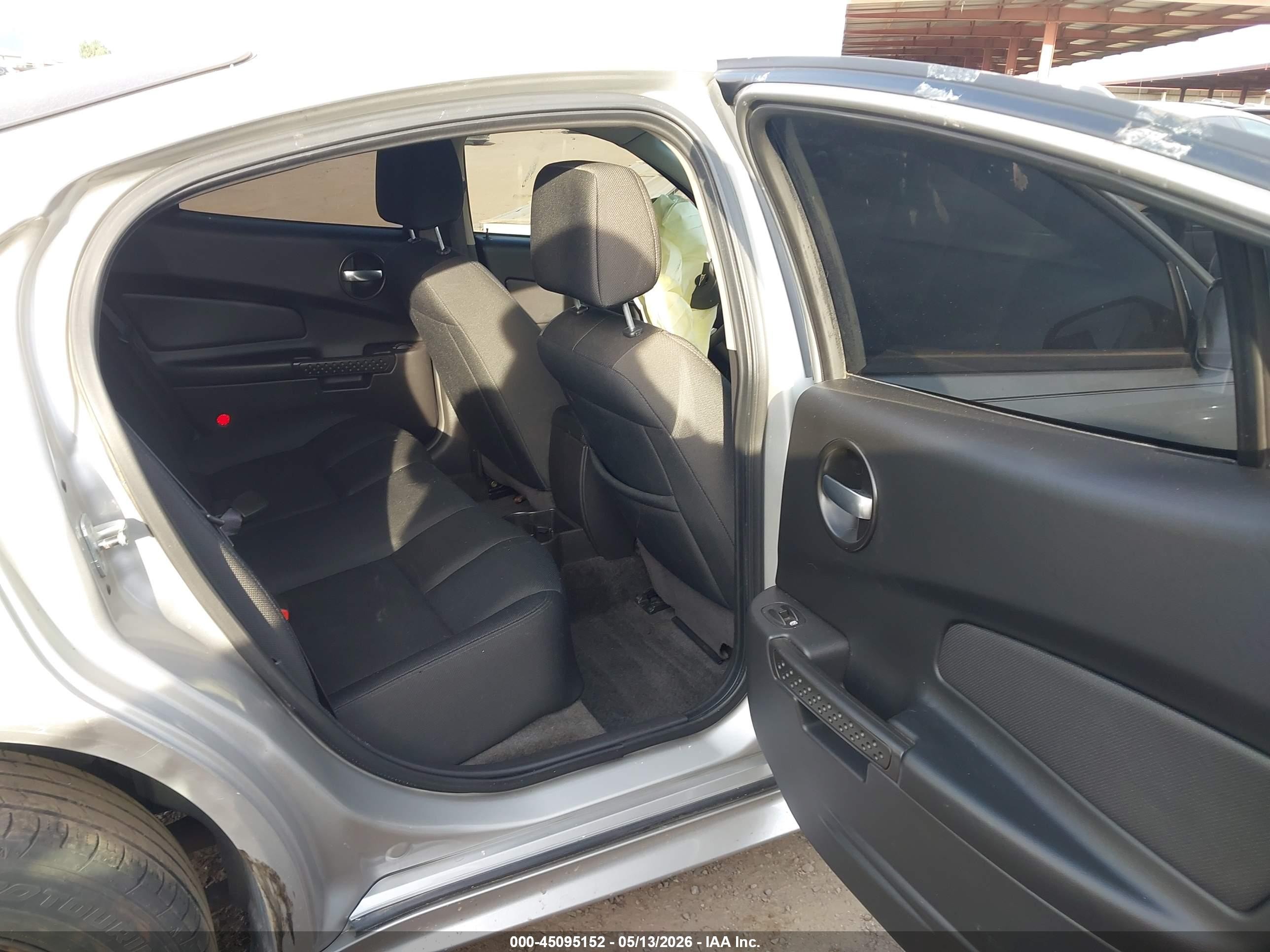 2006 Pontiac Grand Prix   Серебряный vin: 2G2WP582561275633
