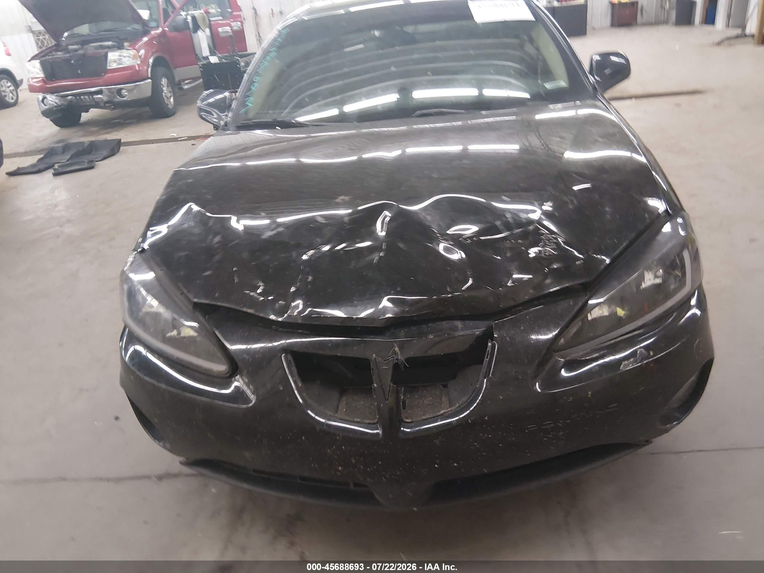 2007 Pontiac Grand Prix   Black vin: 2G2WP582X71185752