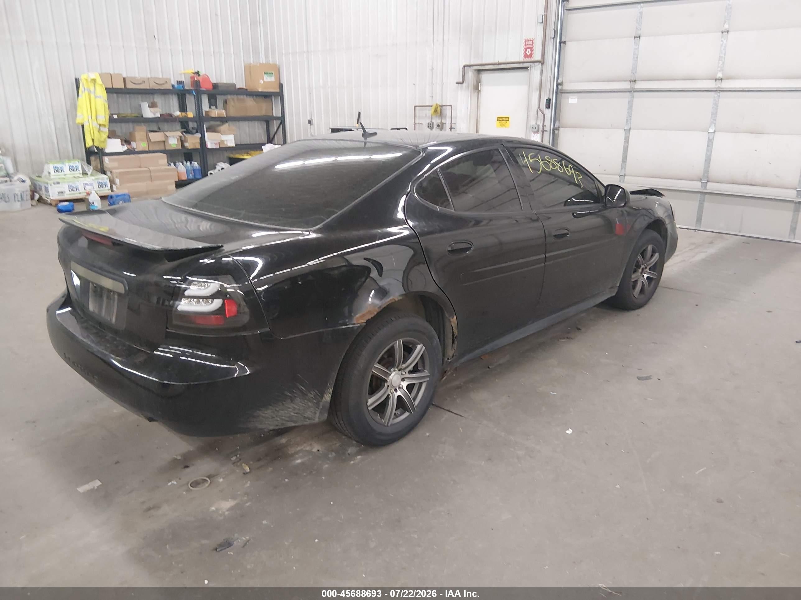 2007 Pontiac Grand Prix   Black vin: 2G2WP582X71185752