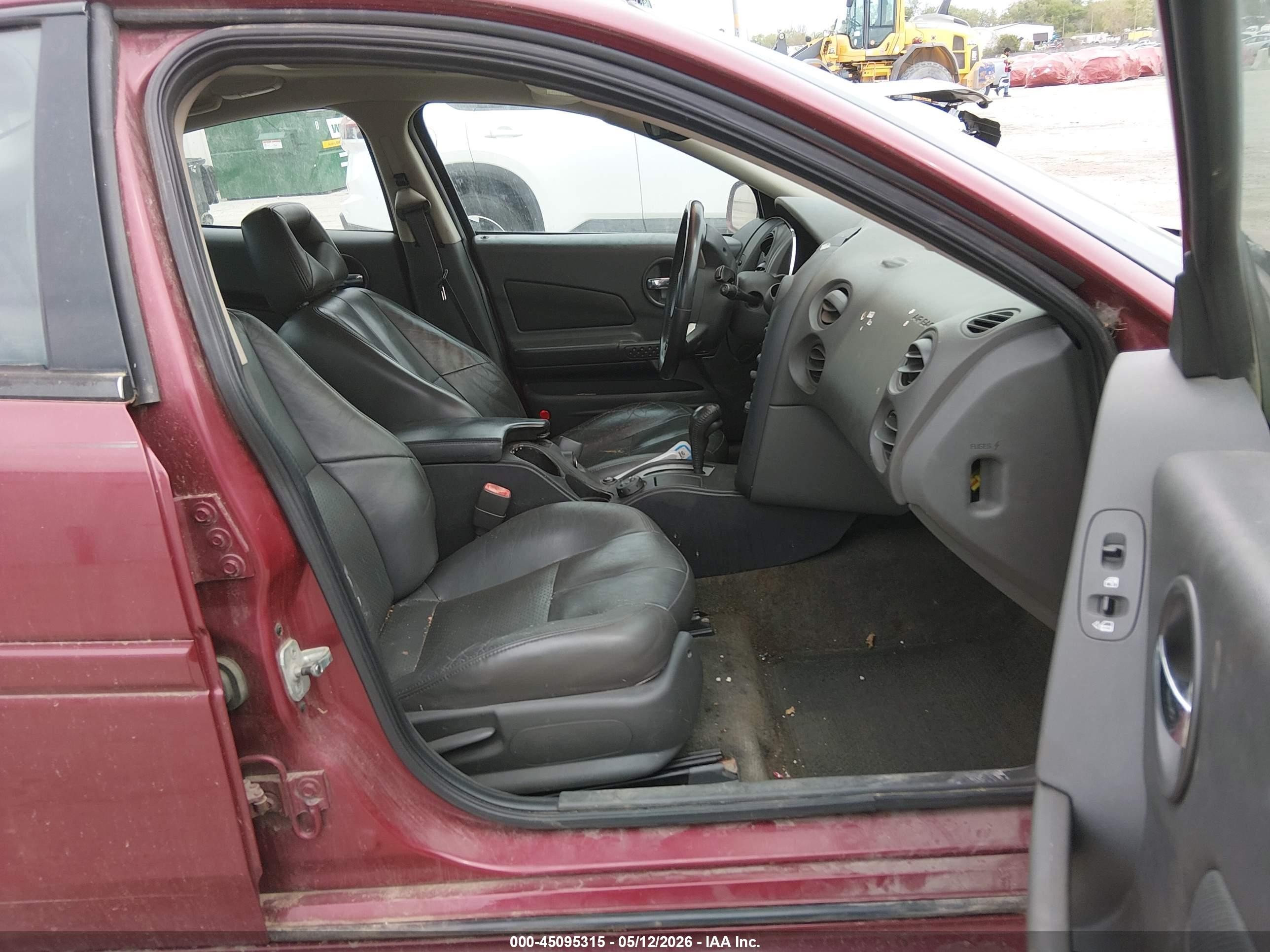 2004 Pontiac Grand Prix Gtp Red vin: 2G2WR524541102101