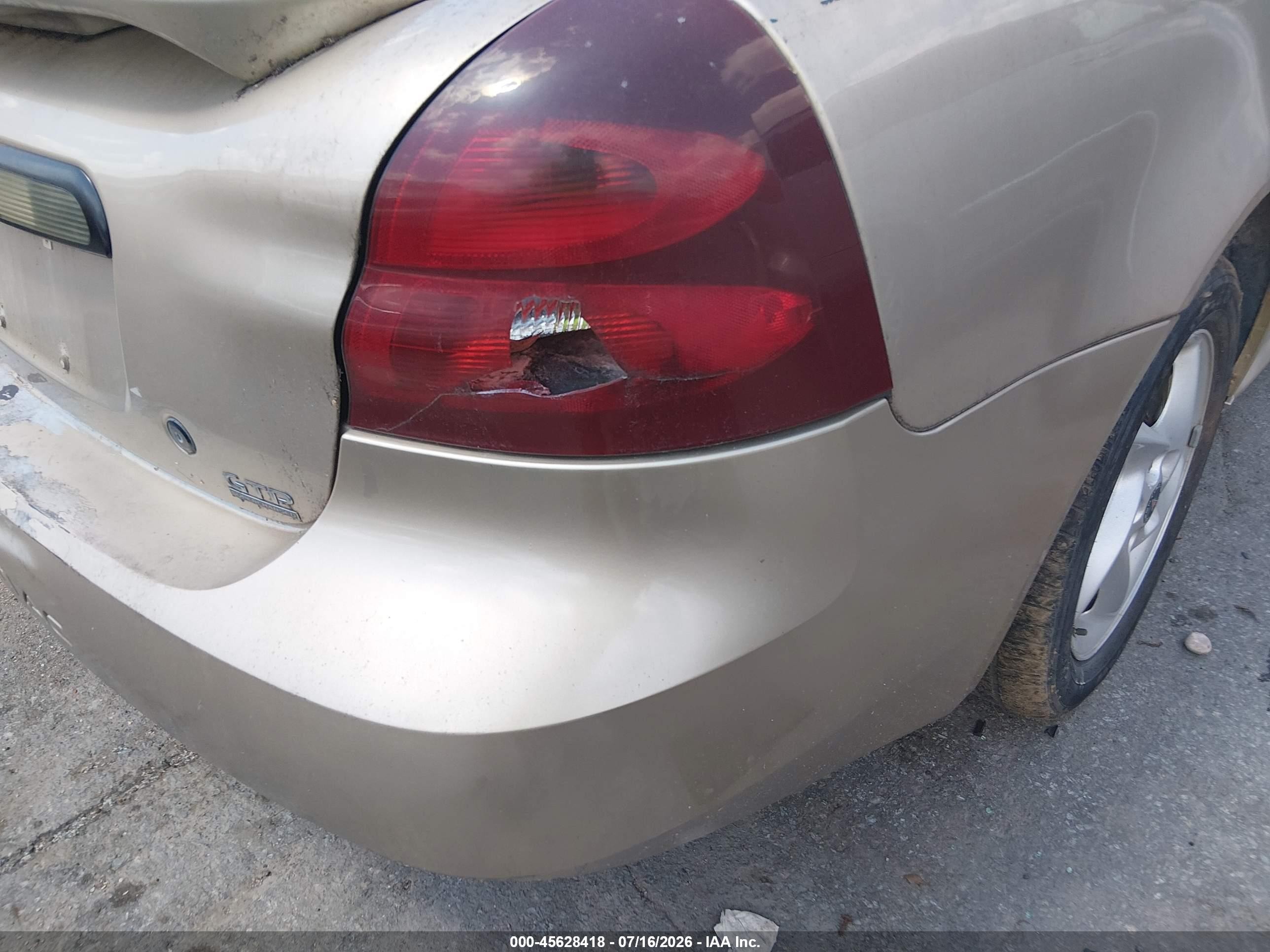 2004 Pontiac Grand Prix Gtp Золотой vin: 2G2WR524641197543