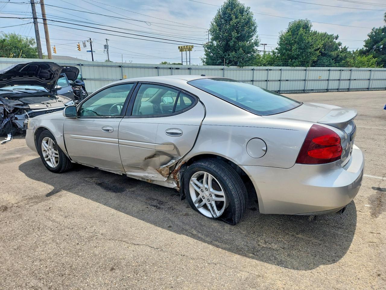 2007 Pontiac Grand Prix Gt Silver vin: 2G2WR554971200936