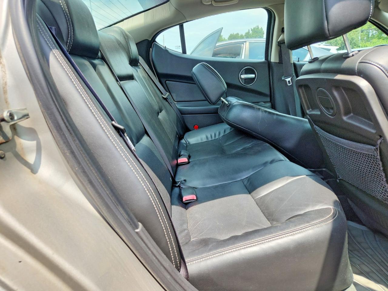2007 Pontiac Grand Prix Gt Silver vin: 2G2WR554971200936