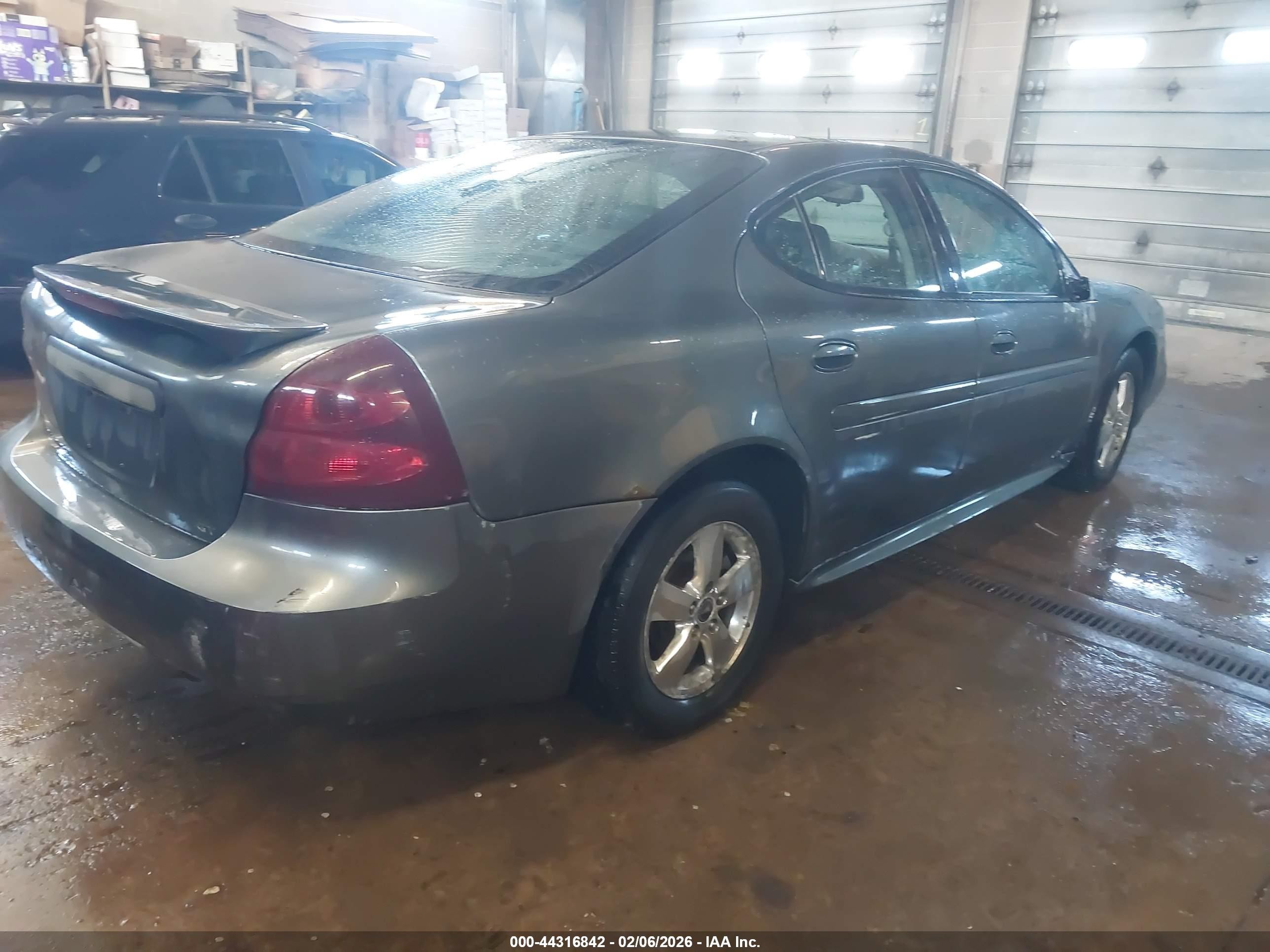 2005 Pontiac Grand Prix Gt Серый vin: 2G2WS522X51245209