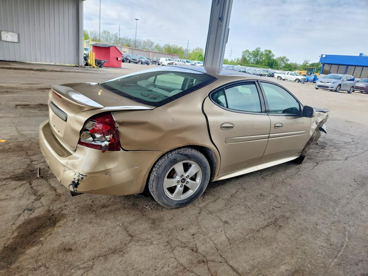 2005 Pontiac Grand Prix Gt Tan vin: 2G2WS542051333988