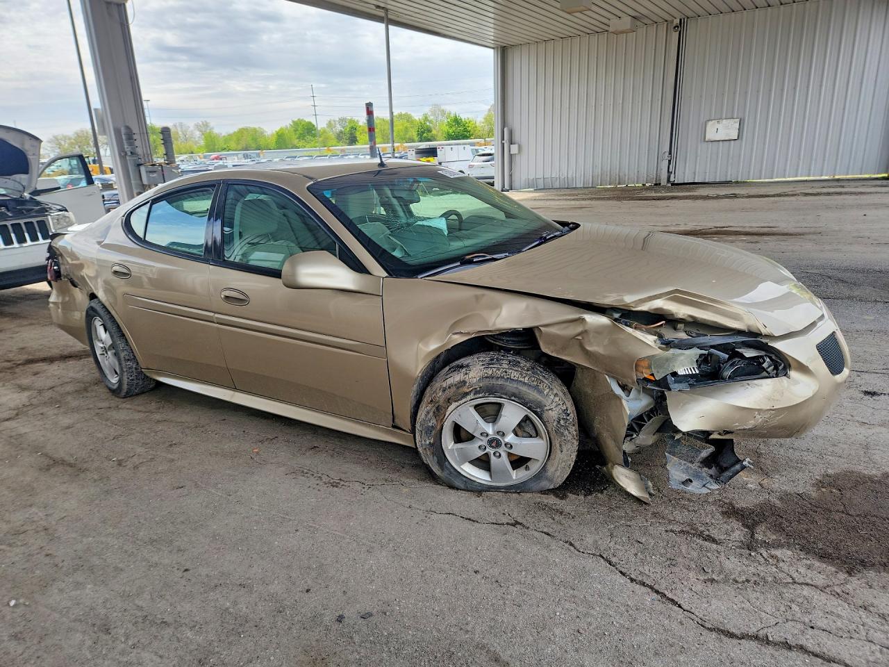 2005 Pontiac Grand Prix Gt Tan vin: 2G2WS542051333988