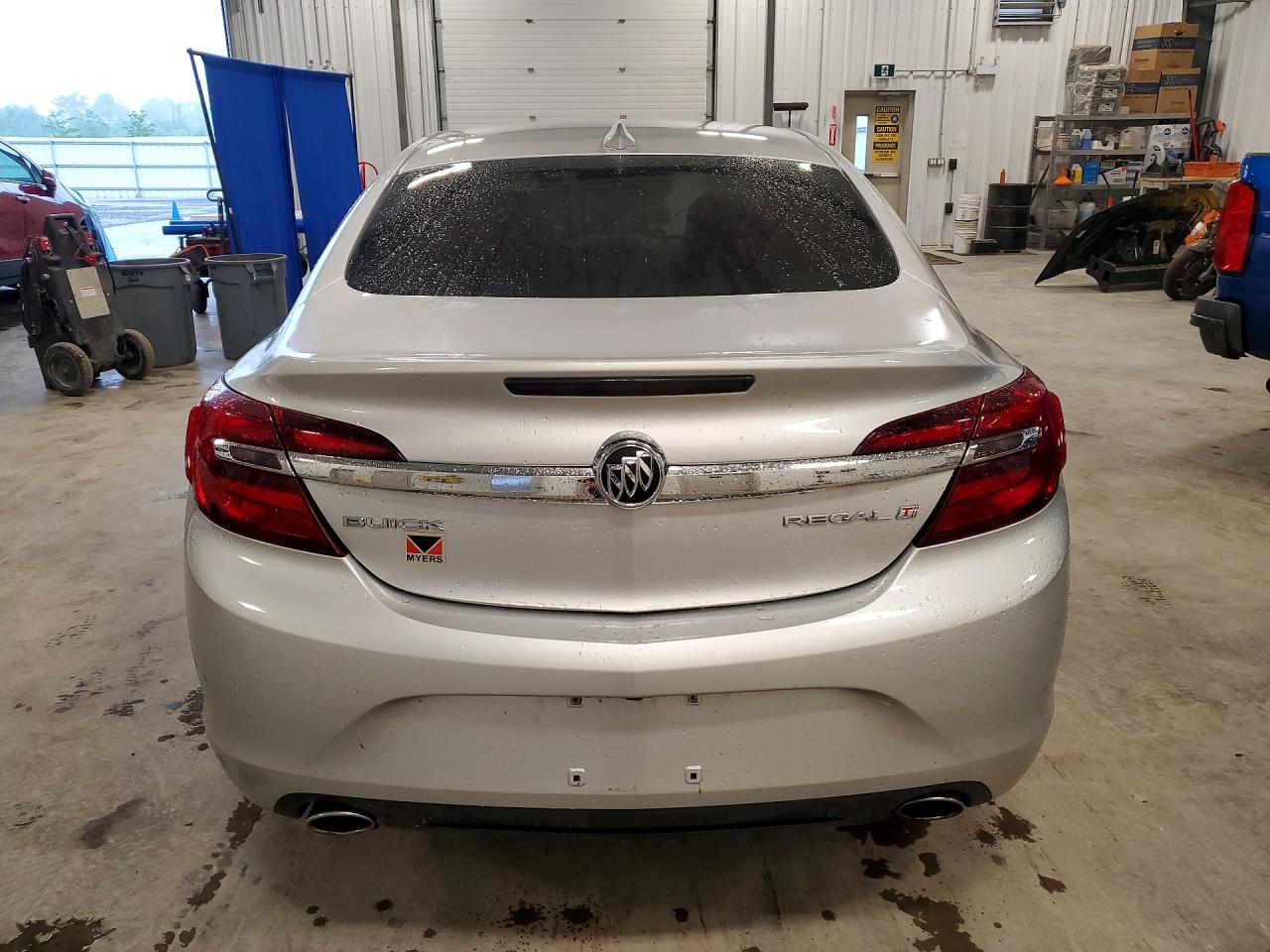 2015 Buick Regal Silver vin: 2G4GK5EX2F9130237