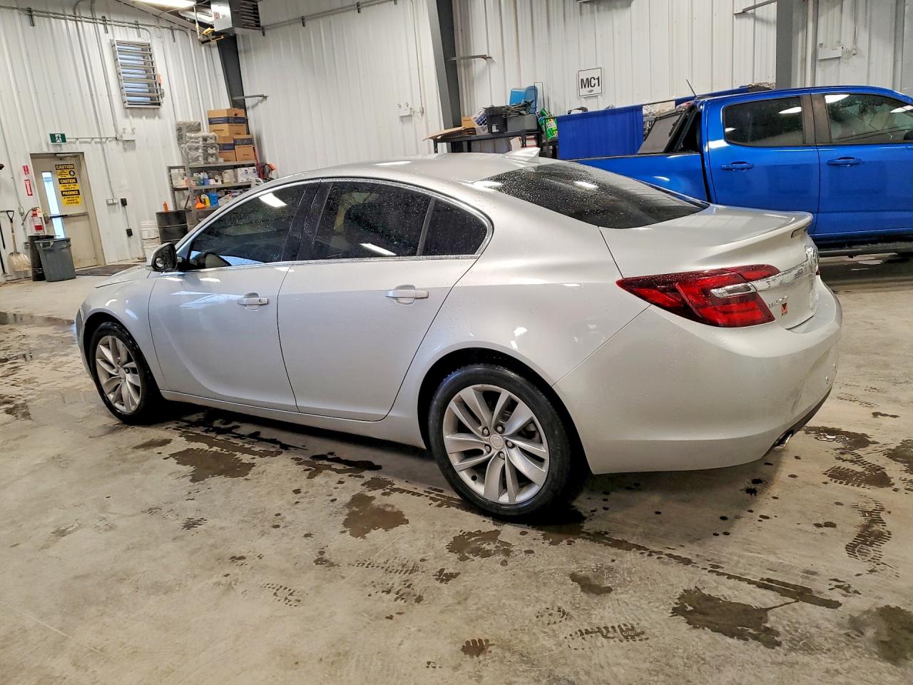 2015 Buick Regal Silver vin: 2G4GK5EX2F9130237