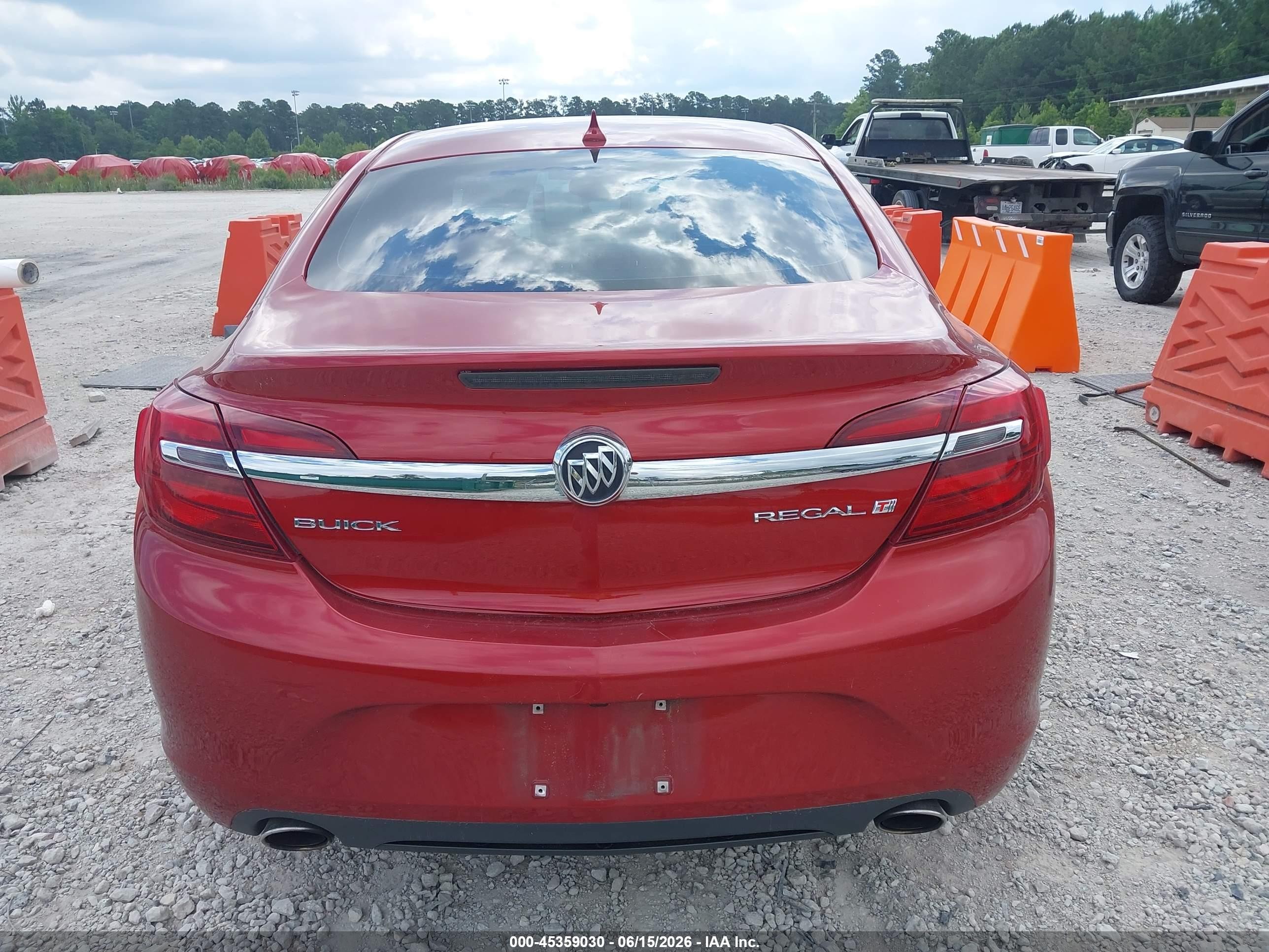 2014 Buick Regal Turbo Burgundy vin: 2G4GK5EX4E9225316