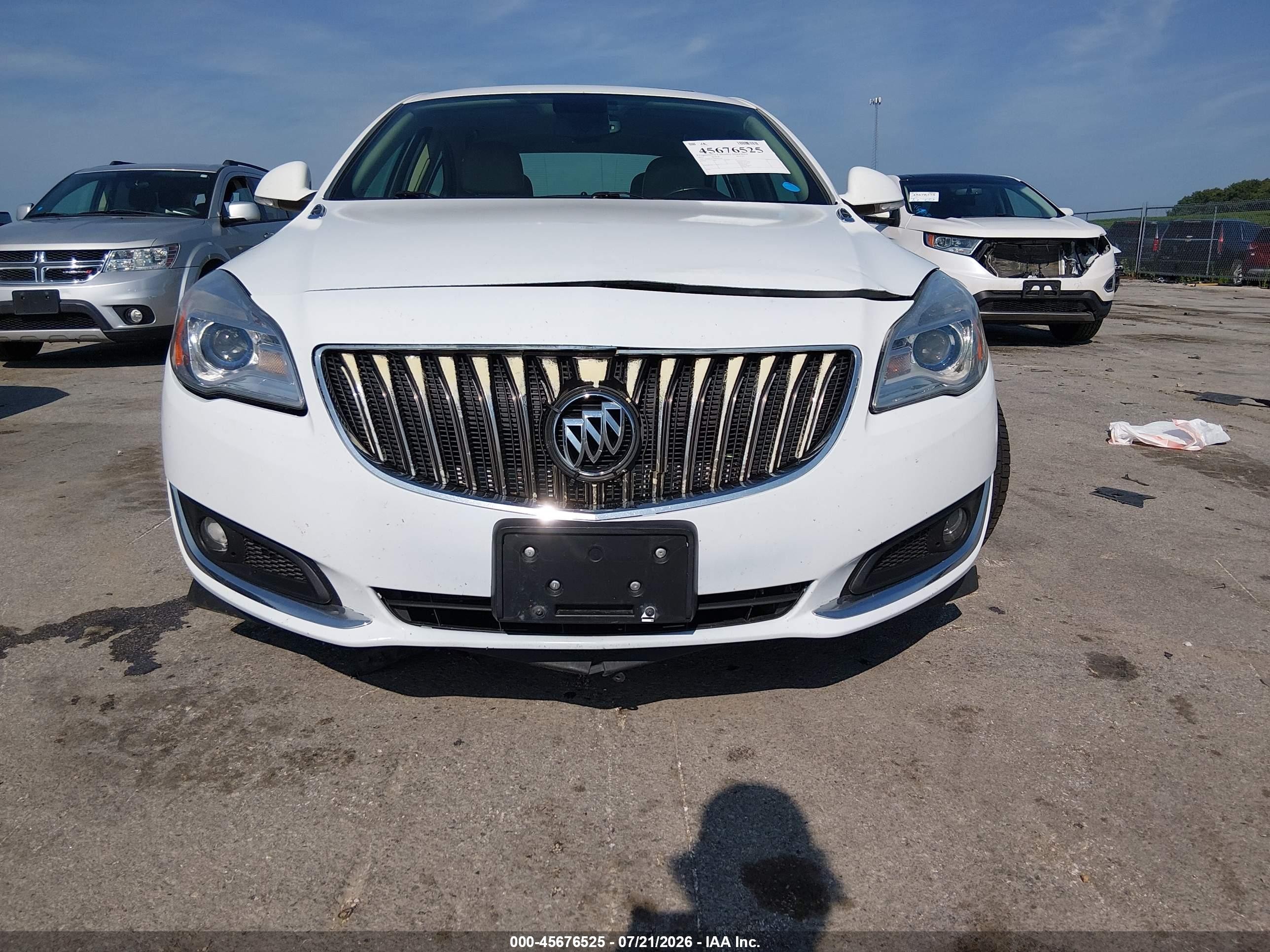 2015 Buick Regal Turbo White vin: 2G4GK5EX4F9282486