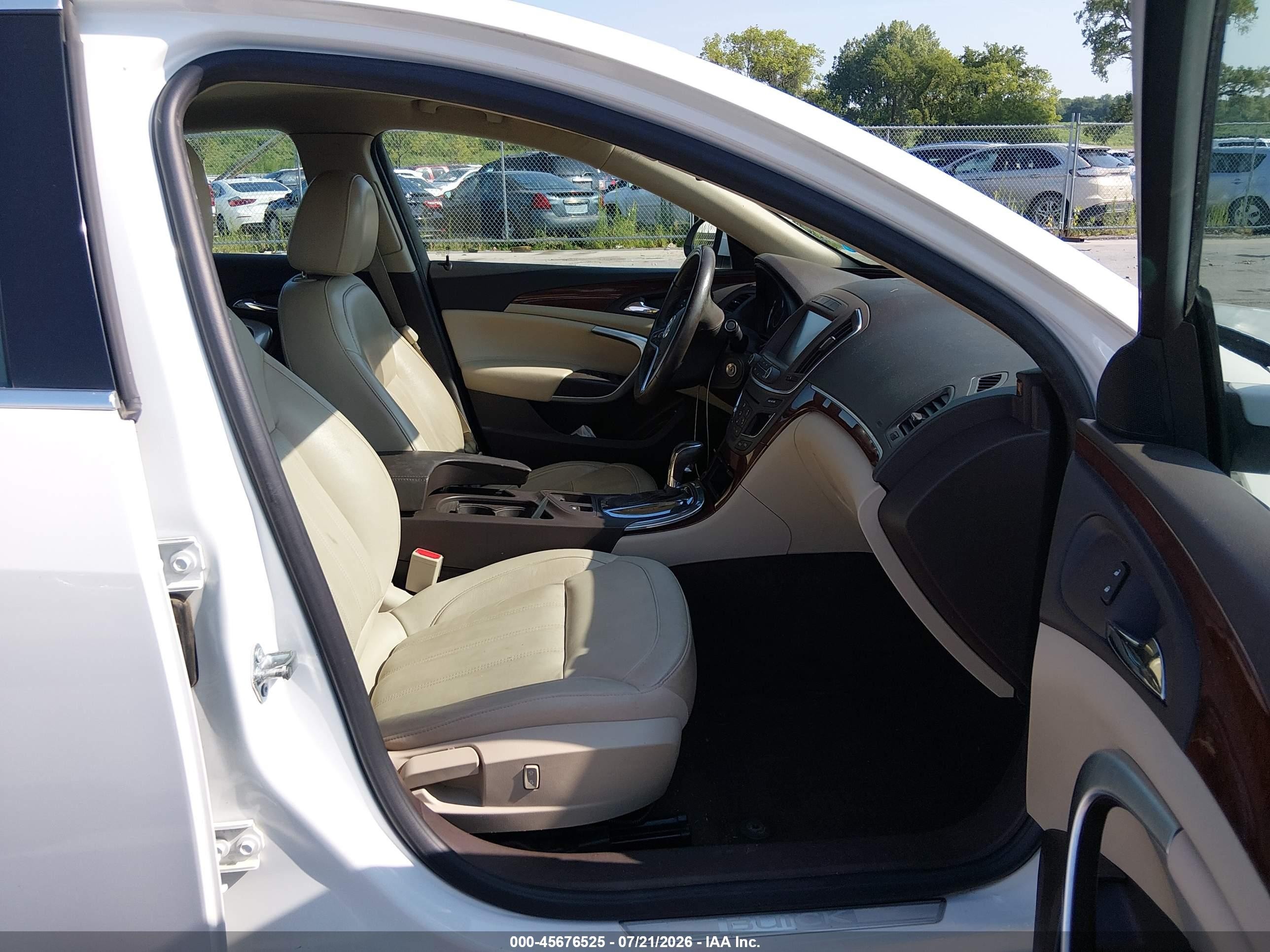 2015 Buick Regal Turbo White vin: 2G4GK5EX4F9282486