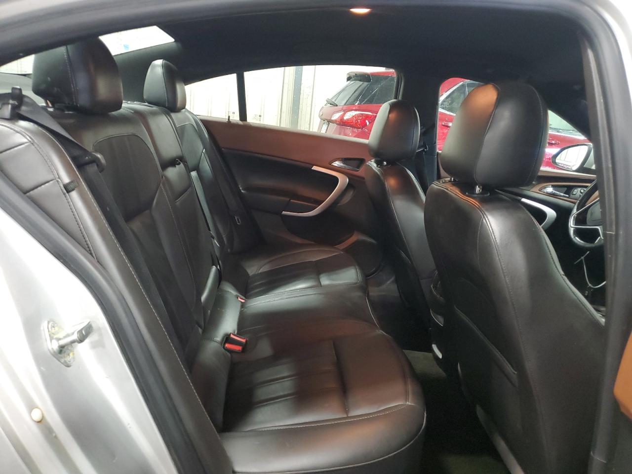 2016 Buick Regal  Silver vin: 2G4GK5EX4G9153262