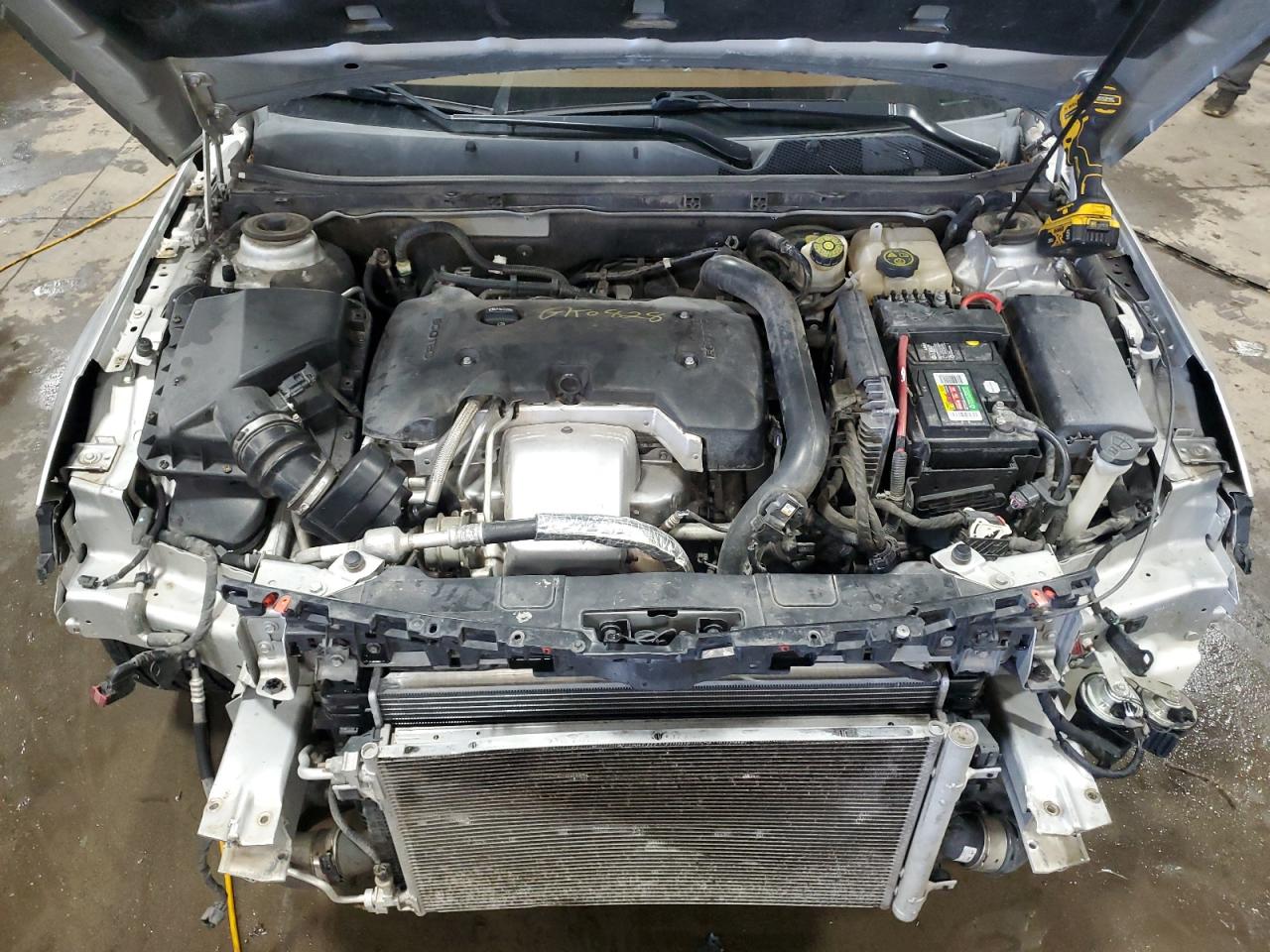 2016 Buick Regal  Silver vin: 2G4GK5EX4G9153262