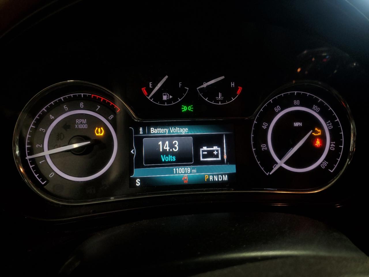 2016 Buick Regal  Silver vin: 2G4GK5EX4G9153262