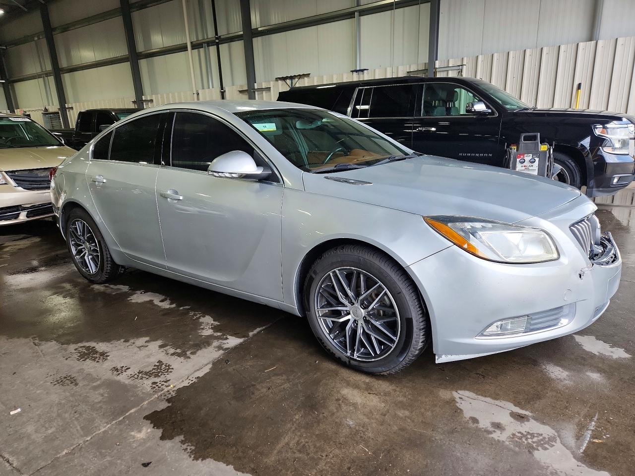 2016 Buick Regal Silver vin: 2G4GK5EX4G9153262