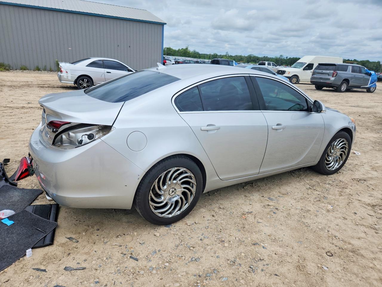 2014 Buick Regal Silver vin: 2G4GK5EX5E9219444