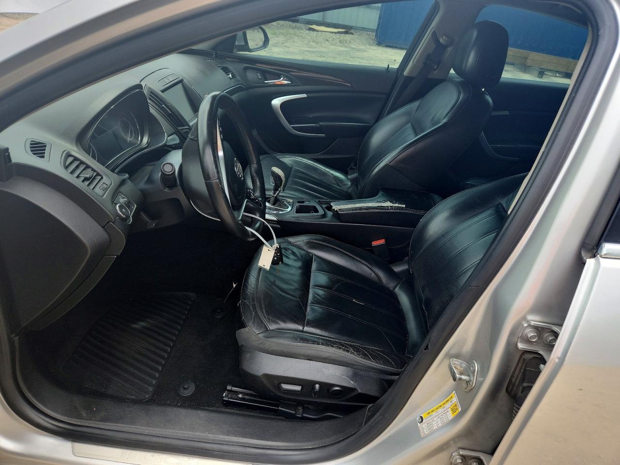 2014 Buick Regal Silver vin: 2G4GK5EX5E9219444