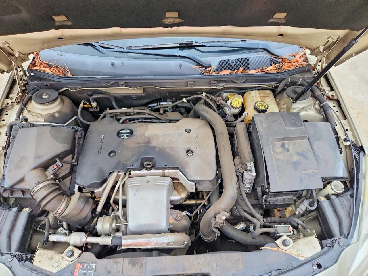 2015 Buick Regal Gold vin: 2G4GK5EX5F9136260