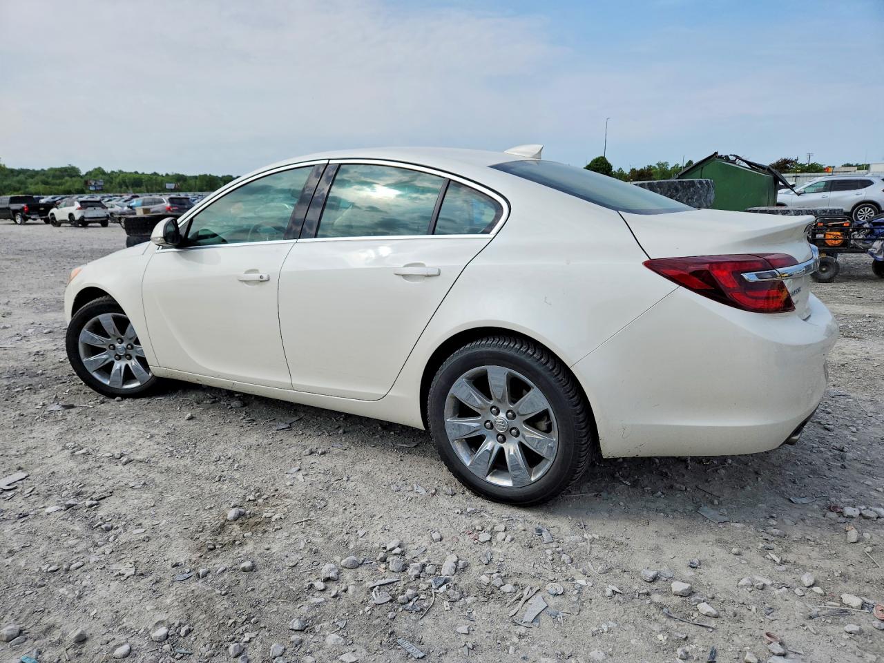 2015 Buick Regal Белый vin: 2G4GK5EX5F9243549