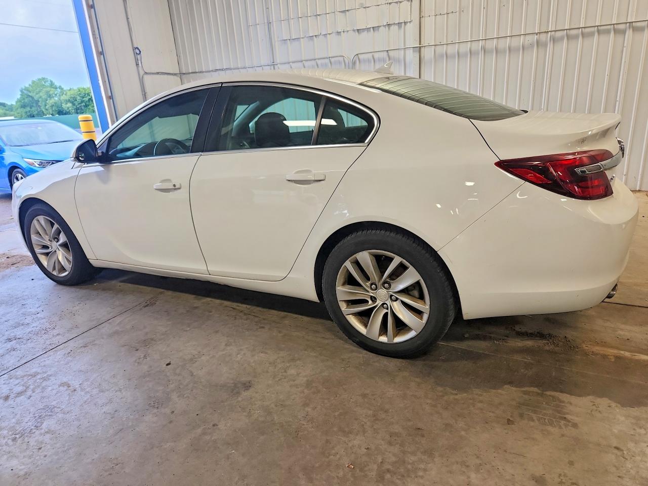 2014 Buick Regal White vin: 2G4GK5EX6E9191010