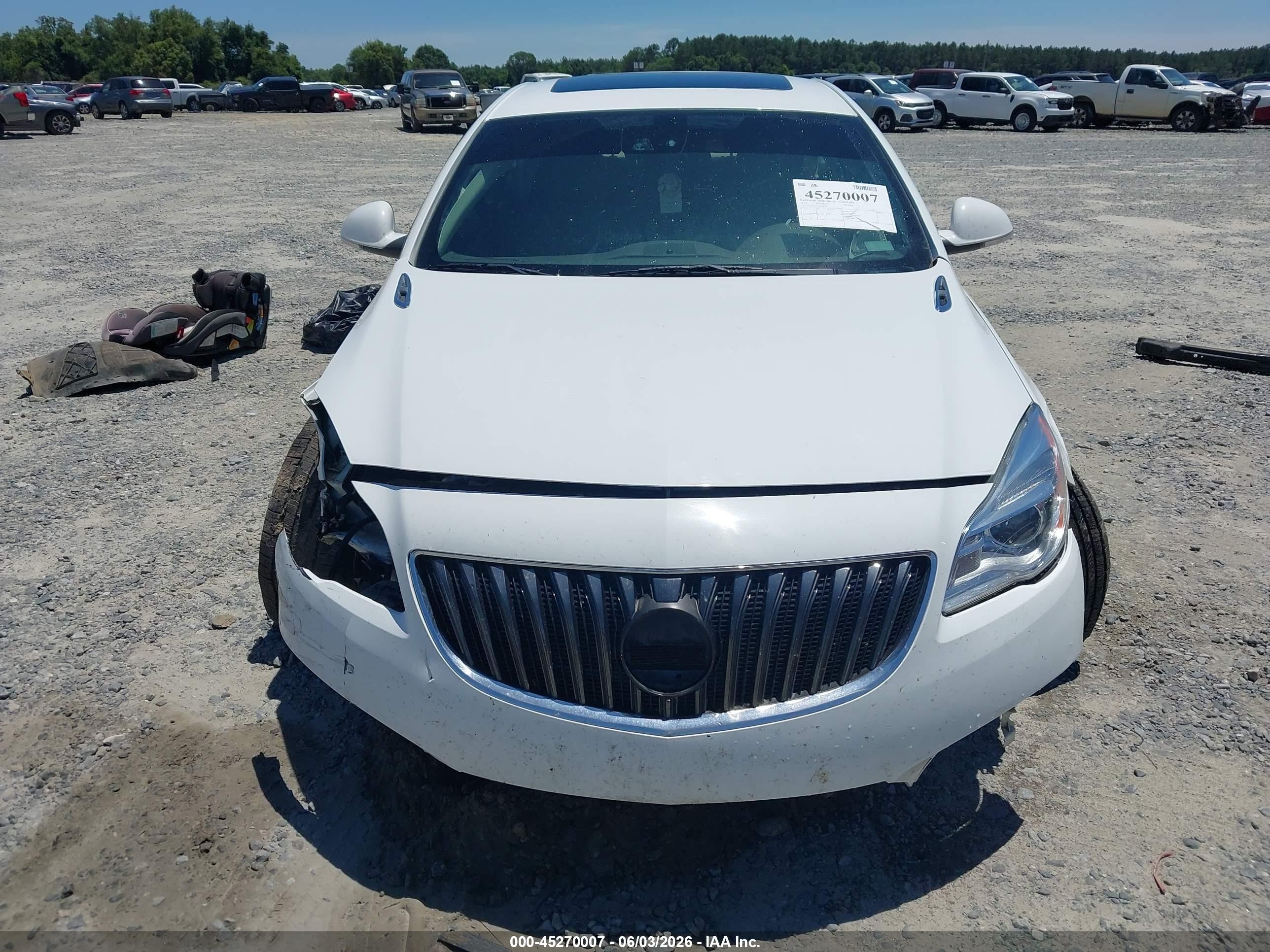 2014 Buick Regal Turbo White vin: 2G4GK5EX7E9268046