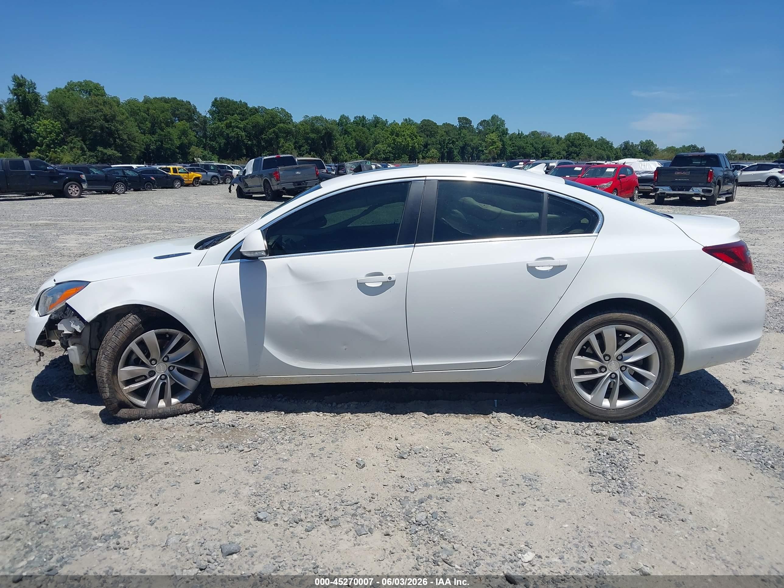 2014 Buick Regal Turbo White vin: 2G4GK5EX7E9268046